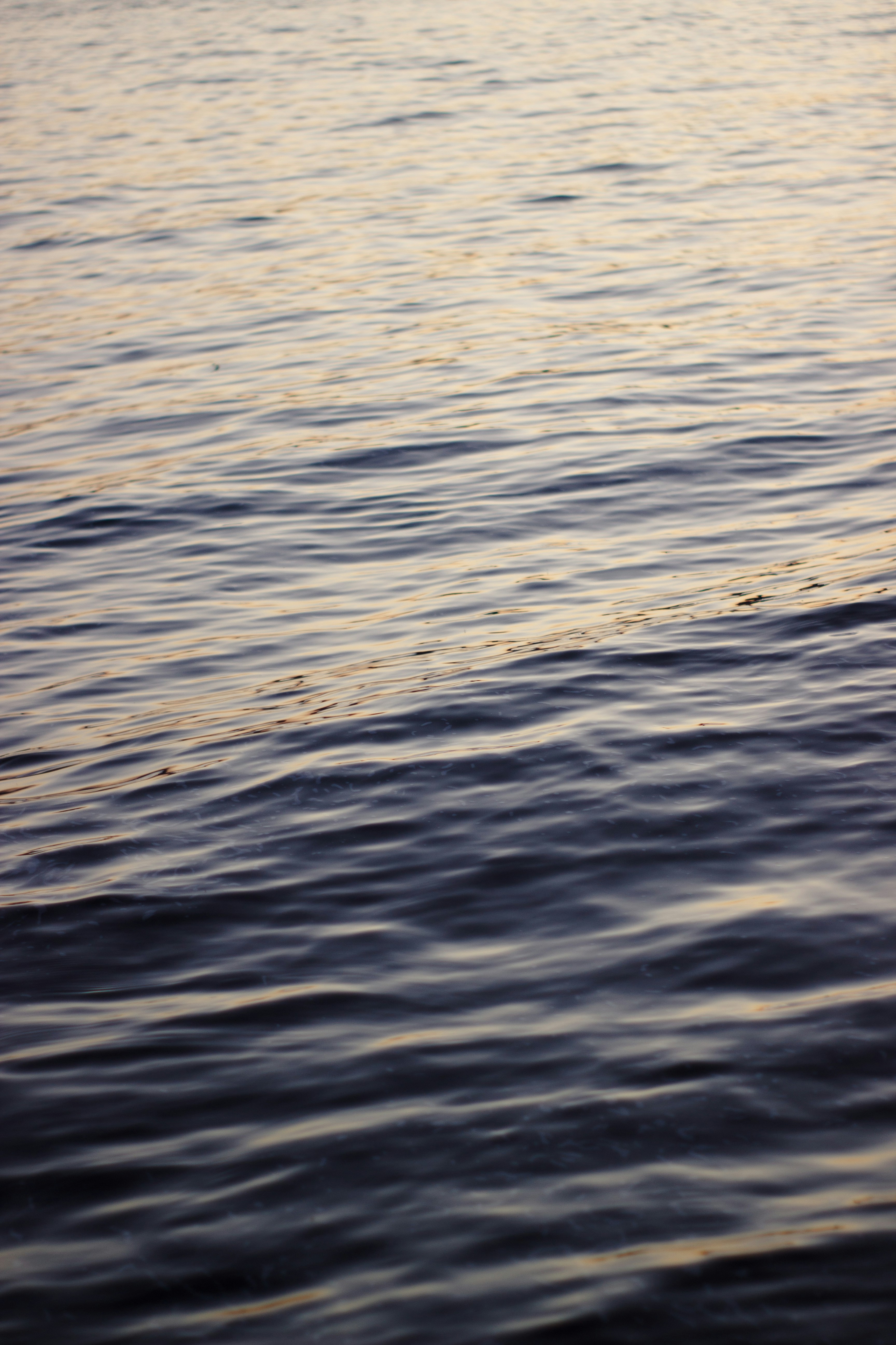 plan d’eau pendant la journée