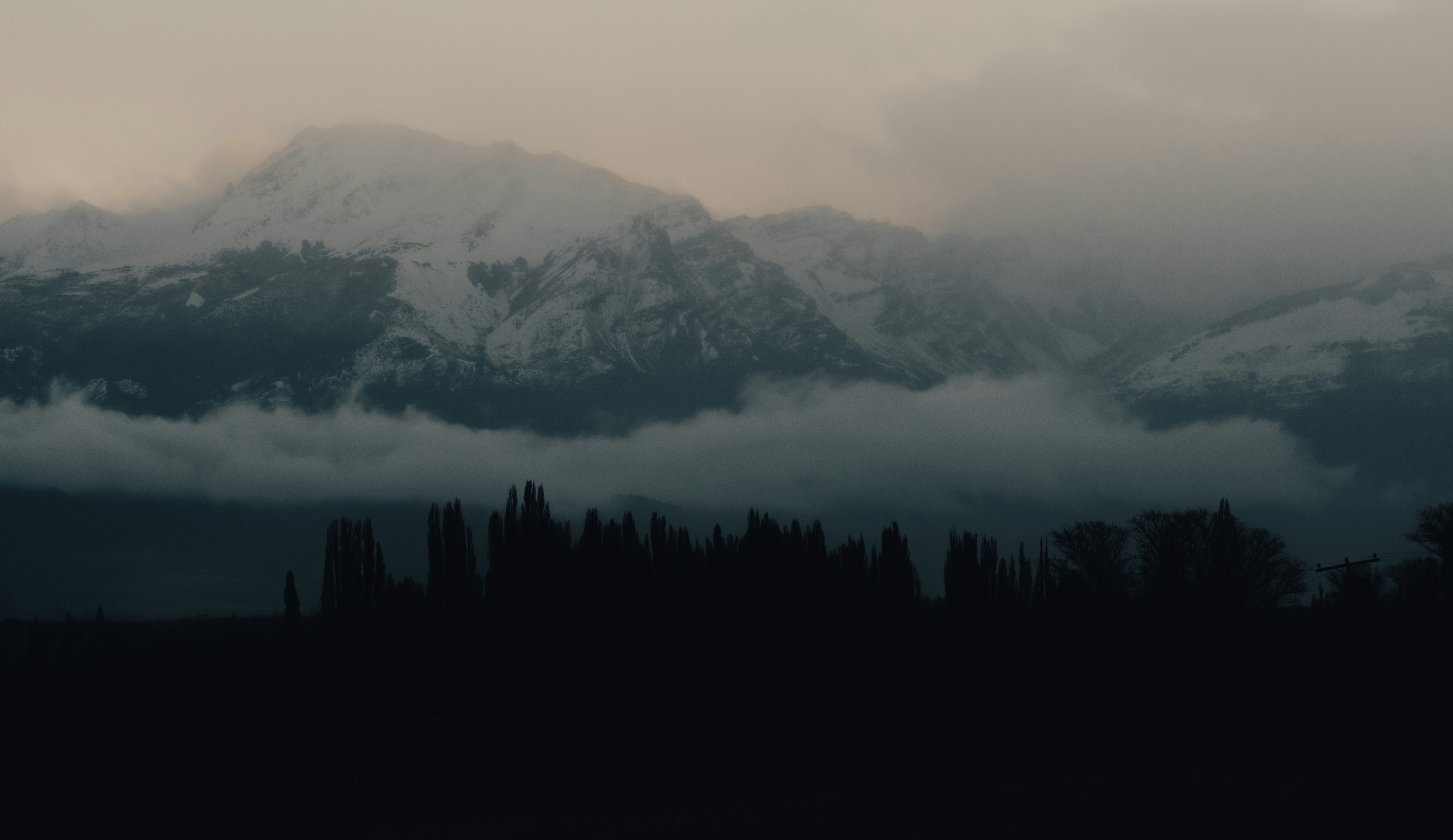 Photo by gasparzaldo