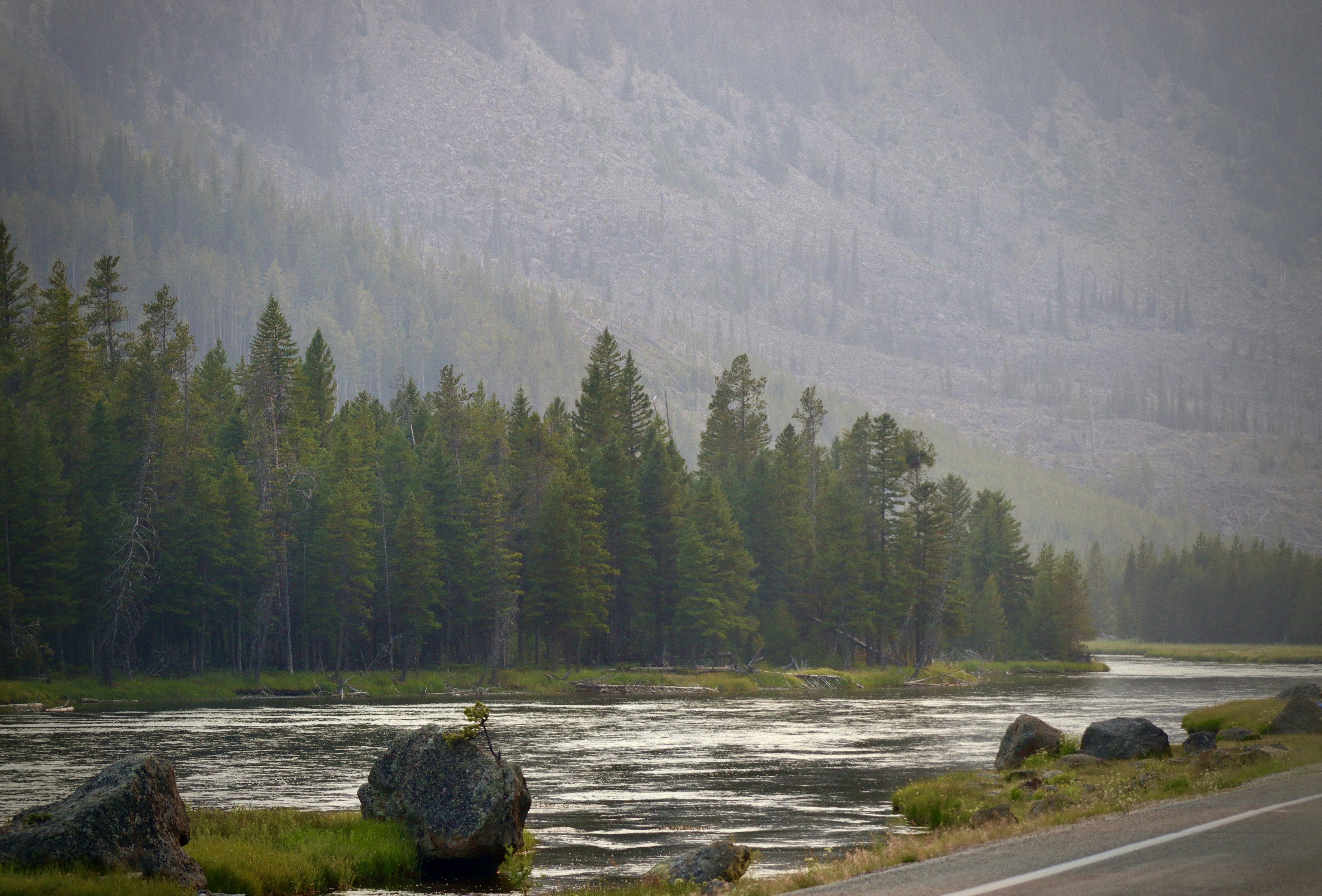Yellowstone Complete - 5-Day Adventure