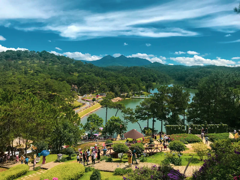 Best Solo Traveler Spots in Dalat: Where to Eat, Drink, and Connect