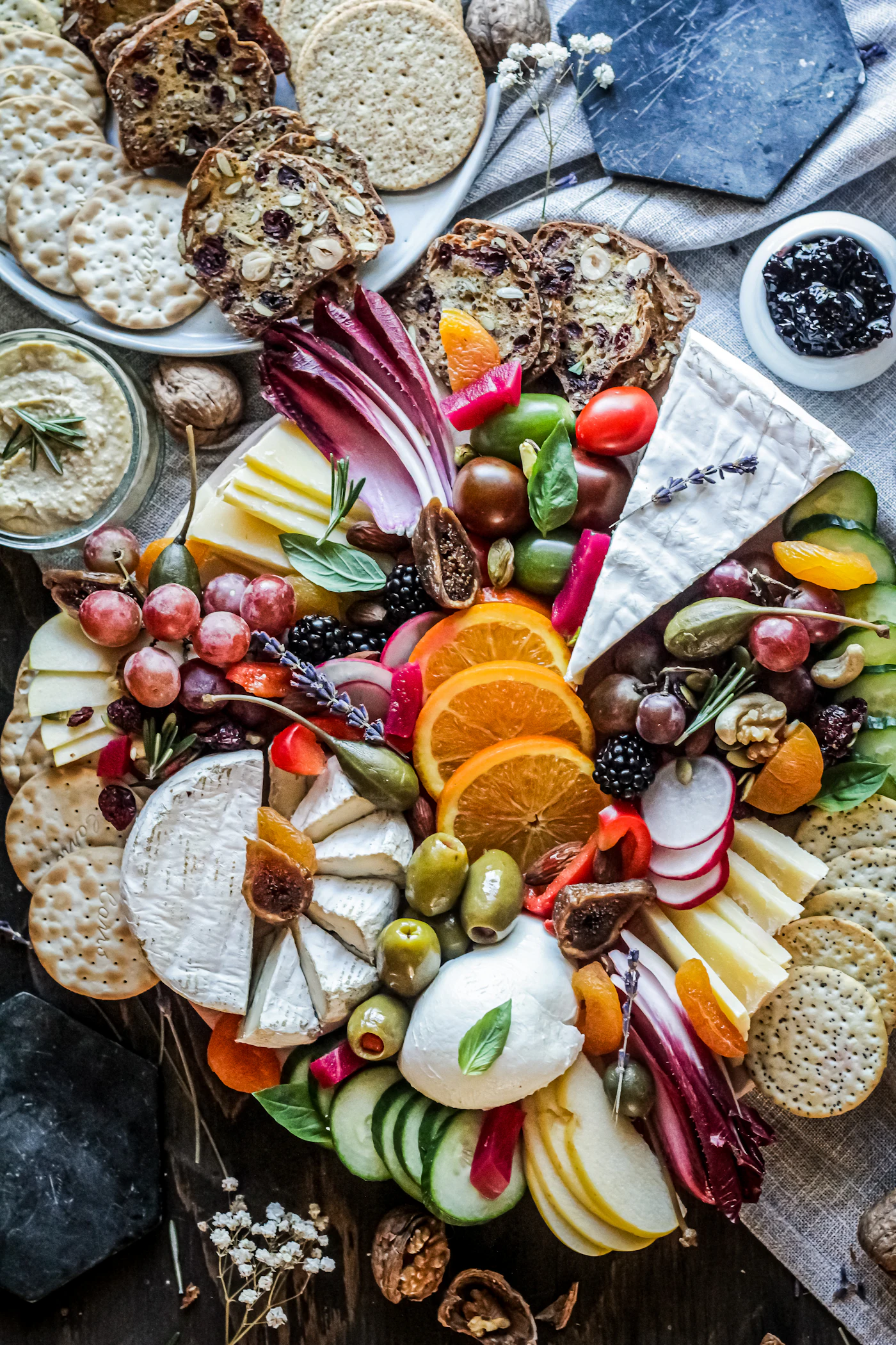 Sliced oranges on a plate
