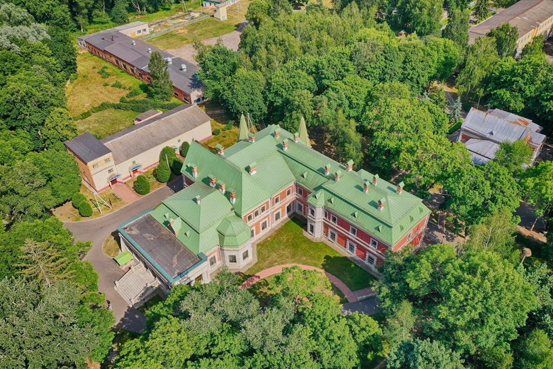 aerial view of green and brown houses