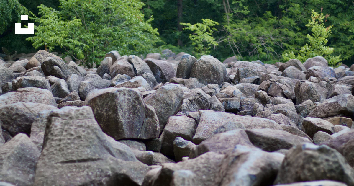 Windy Gray Ridge Rocks Gray rocks near green trees during daytime photo – Free Ringing rocks ...