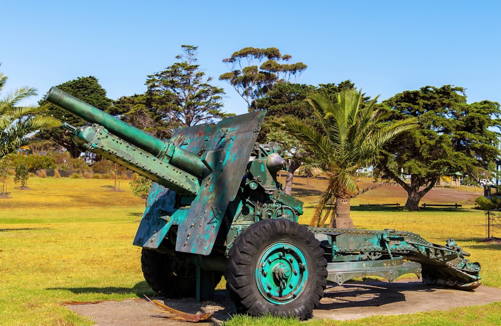 green and brown camouflage battle tank