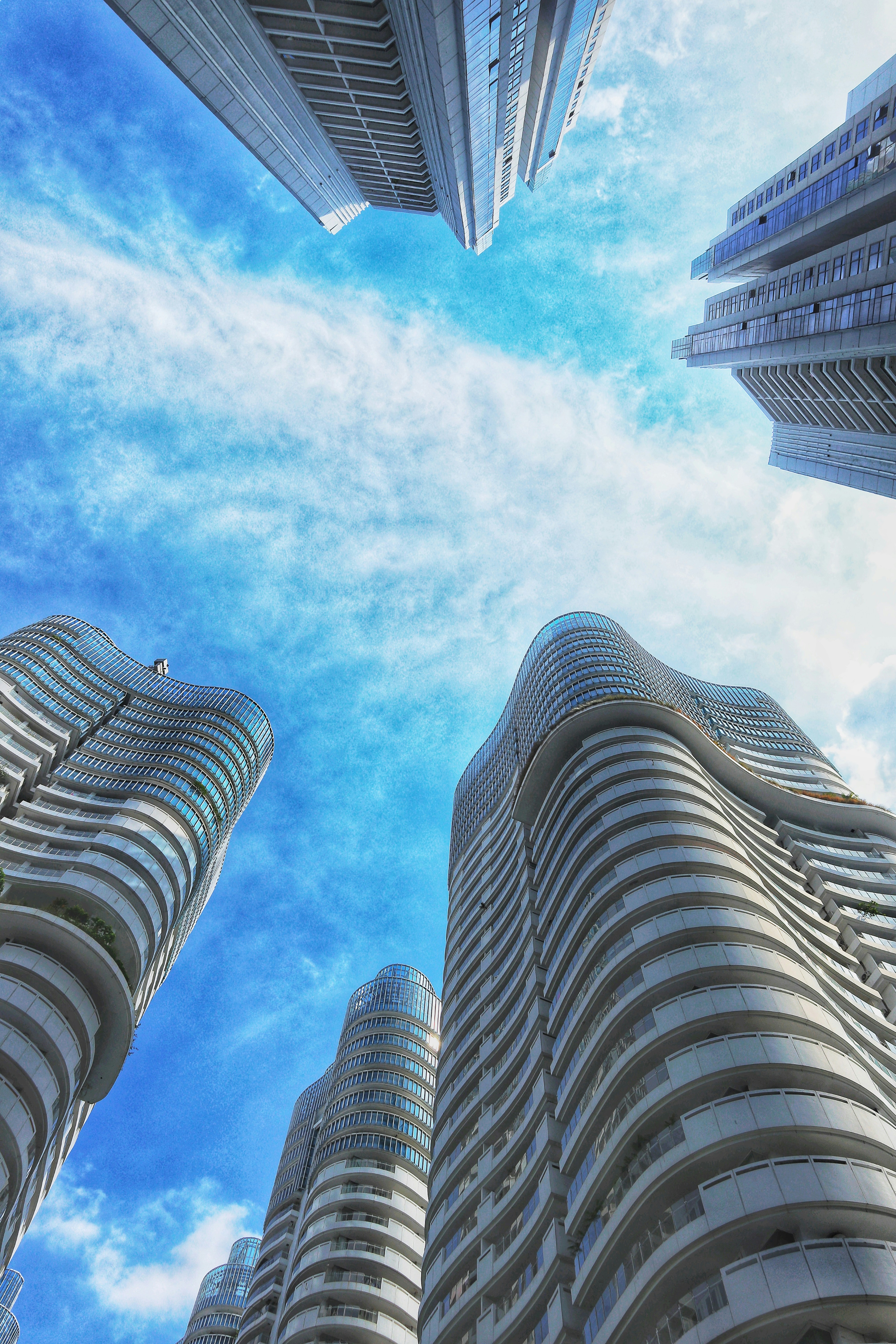 Photo by lawzhileong