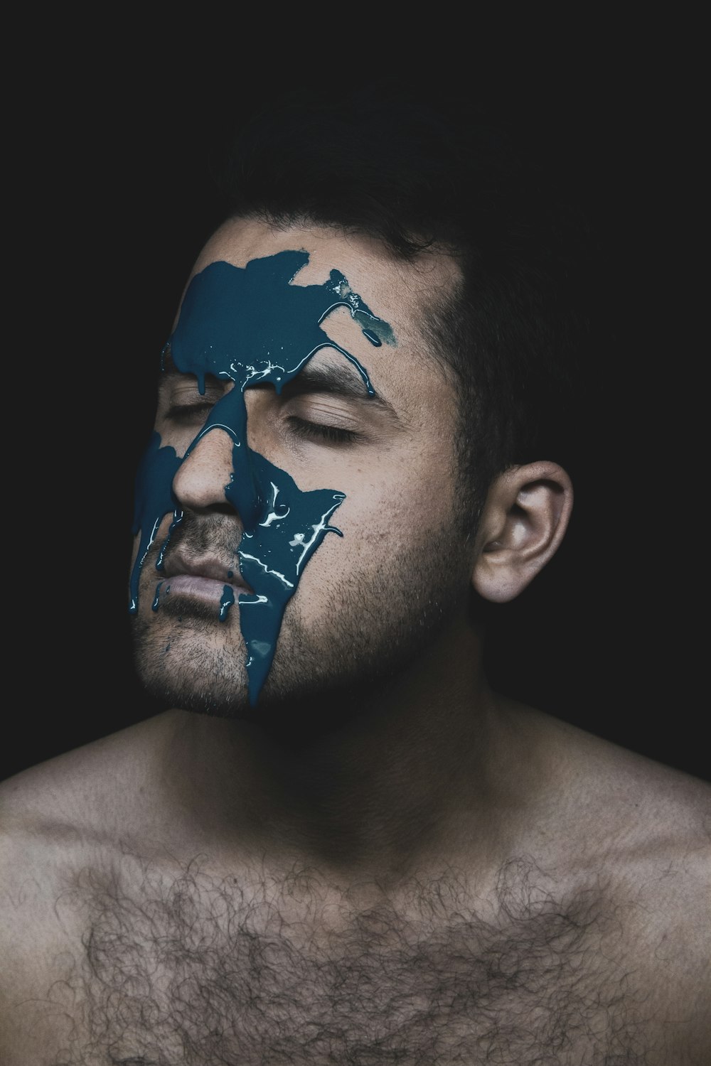 Man with blue and white face paint photo – Free Portraitstyle Image on  Unsplash