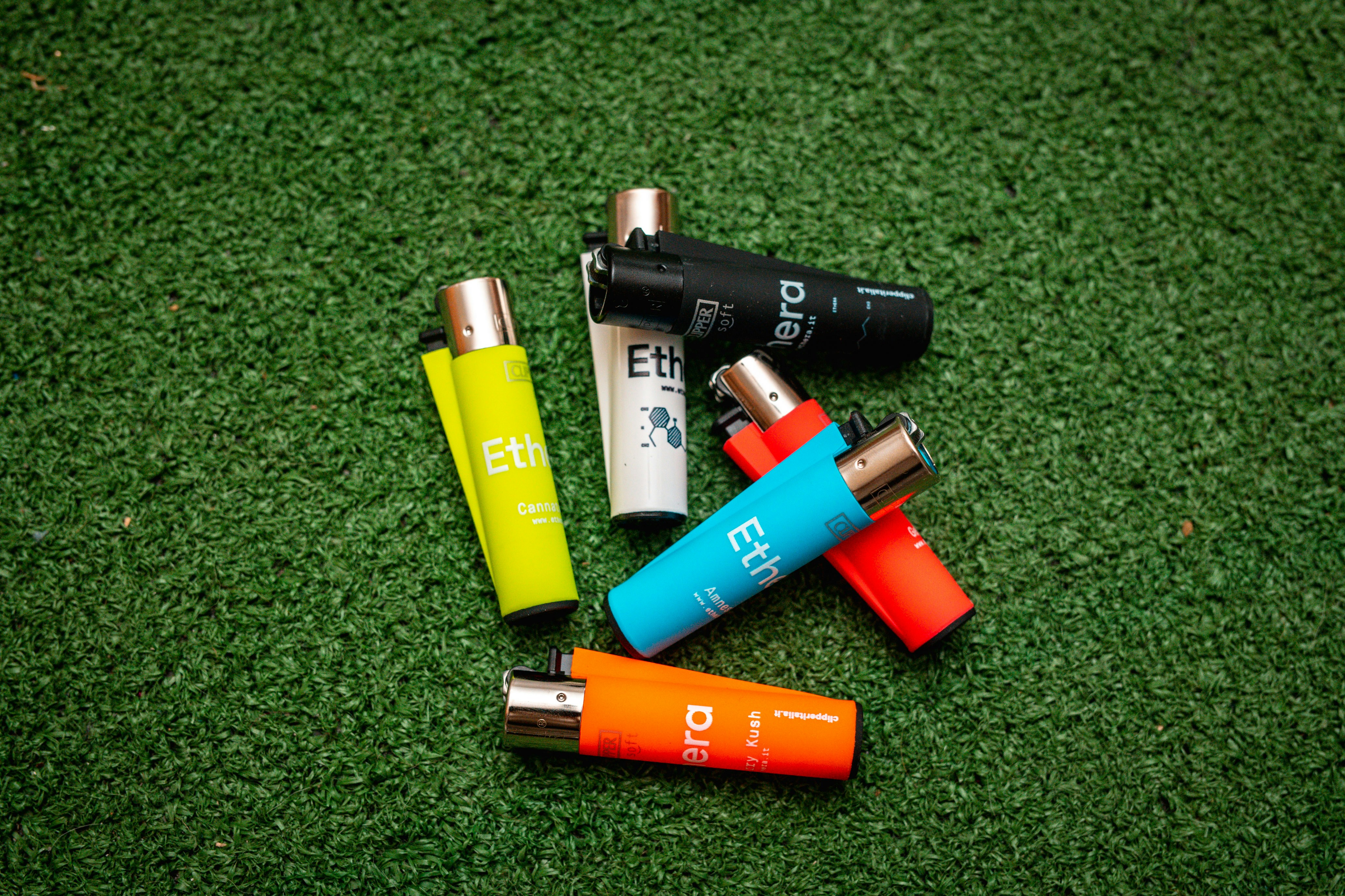 Exclusive Full Clipper Set by Ethera, Limited Edition!!<br/>Thanks for downloading our exclusive pics.<br/><br/>For more info visit our website at www.ethera.it and tag us on Instagram @etherabrand!!<br/><br/>See you there!