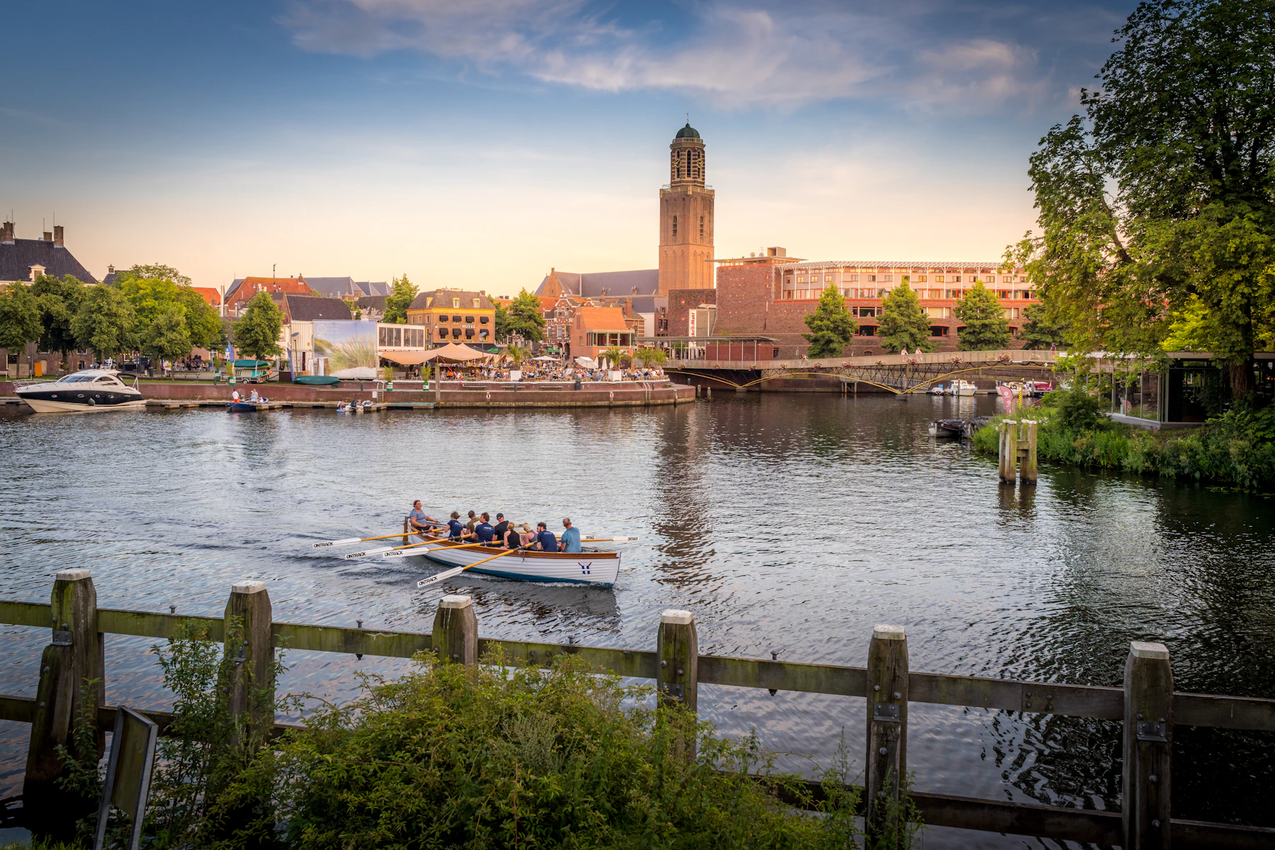 Zwolle on the water, with the Peperbus on the skyline