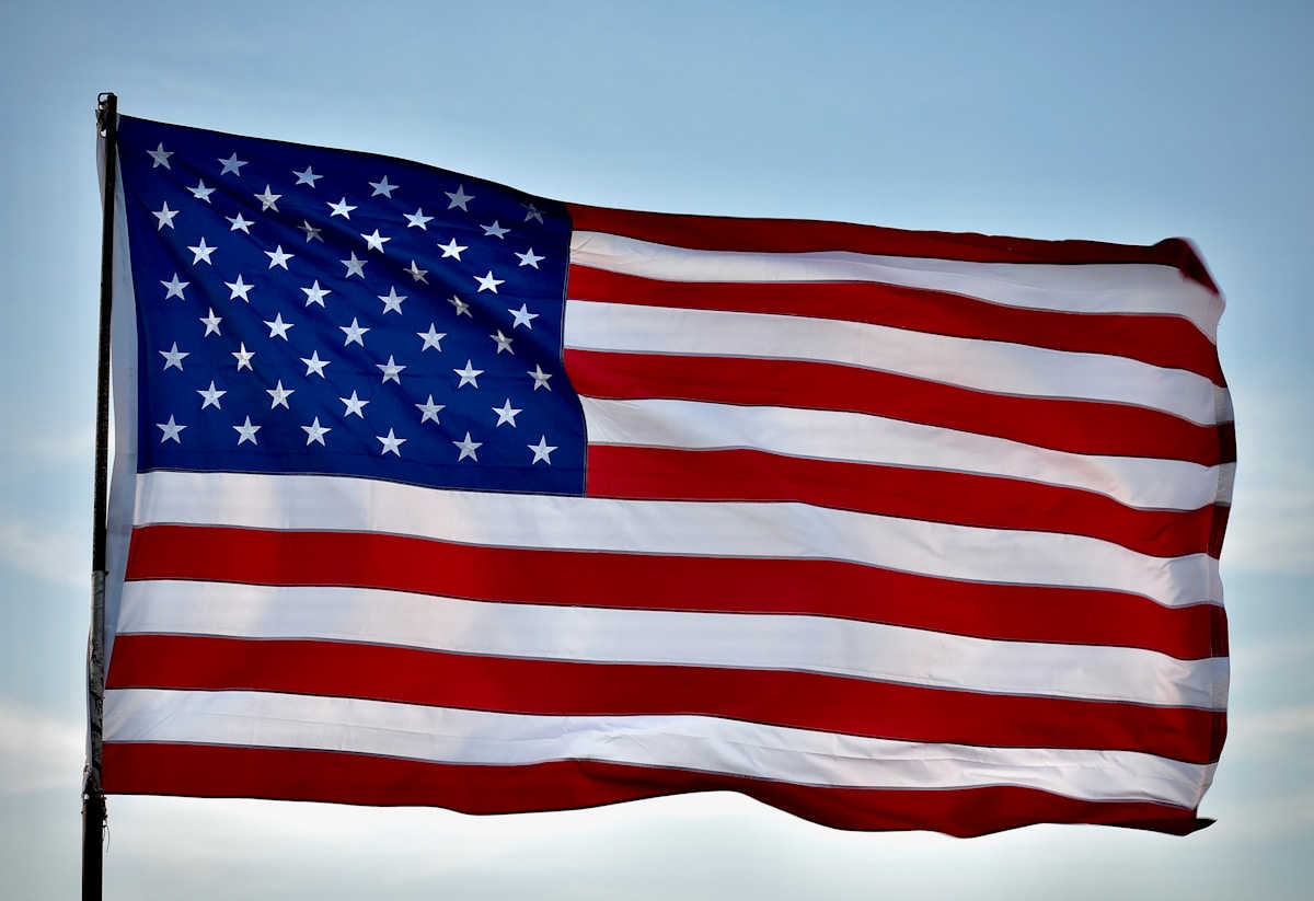 Life Insurance for Veterans: VA Benefits vs Private Coverage