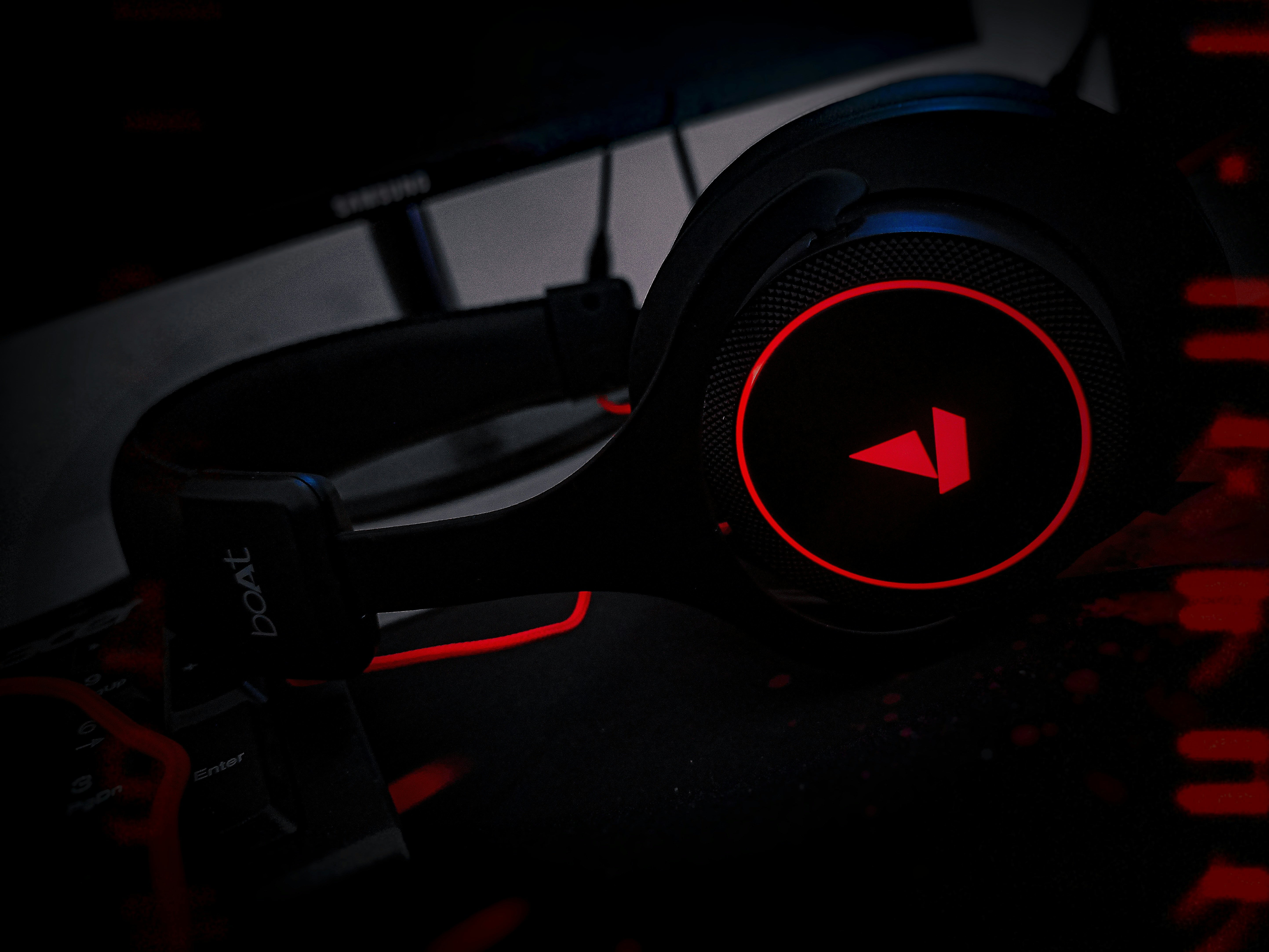 Photo by decomposeeeee