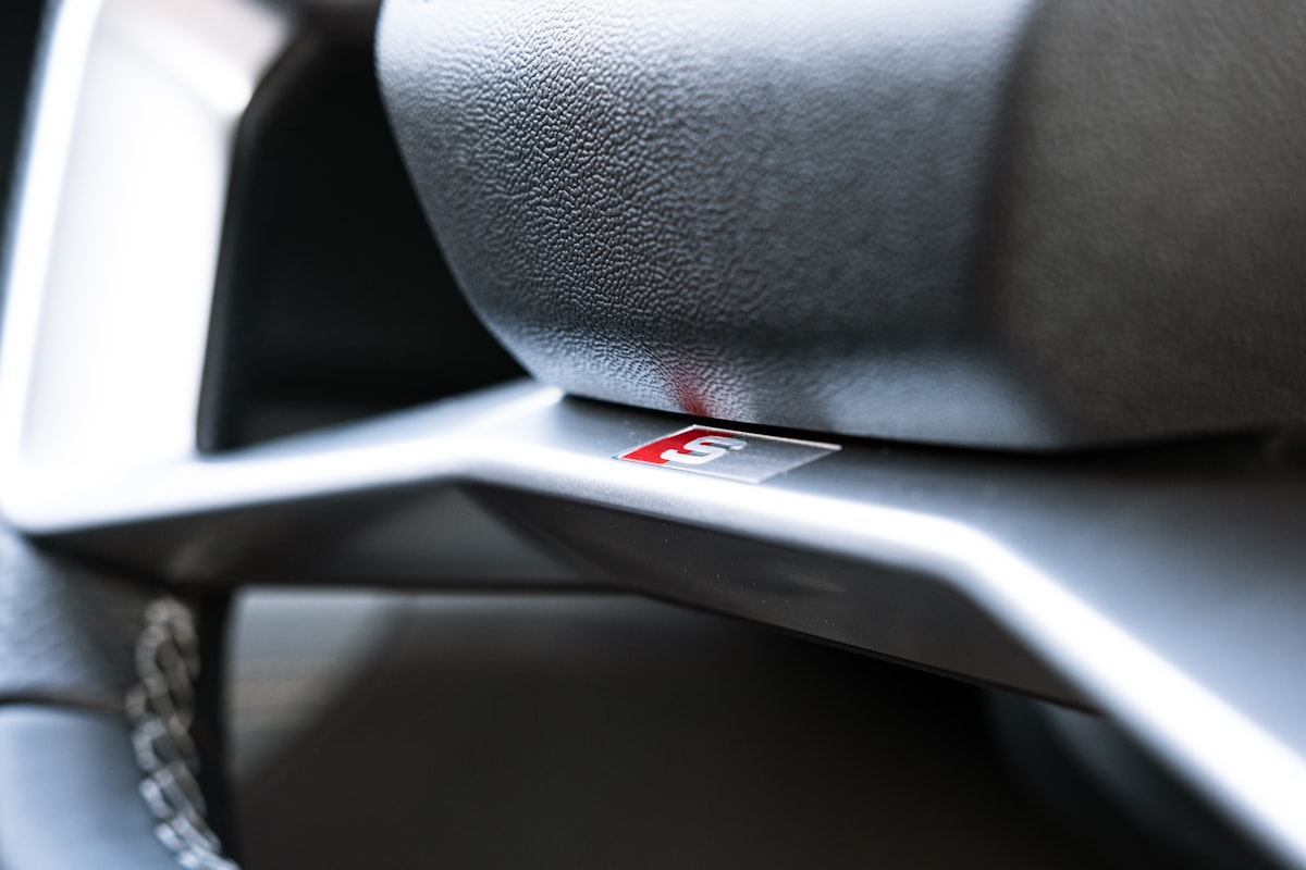 Як вибрати автокрісло для дитини: розшифровка всіх маркувань на ярликах