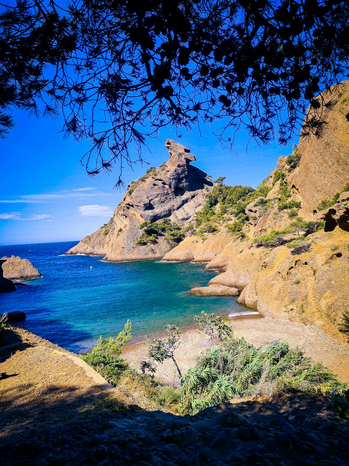 Limestone cliffs and blue sea in the Calanques