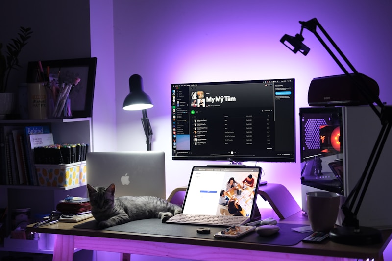 DeskDecor