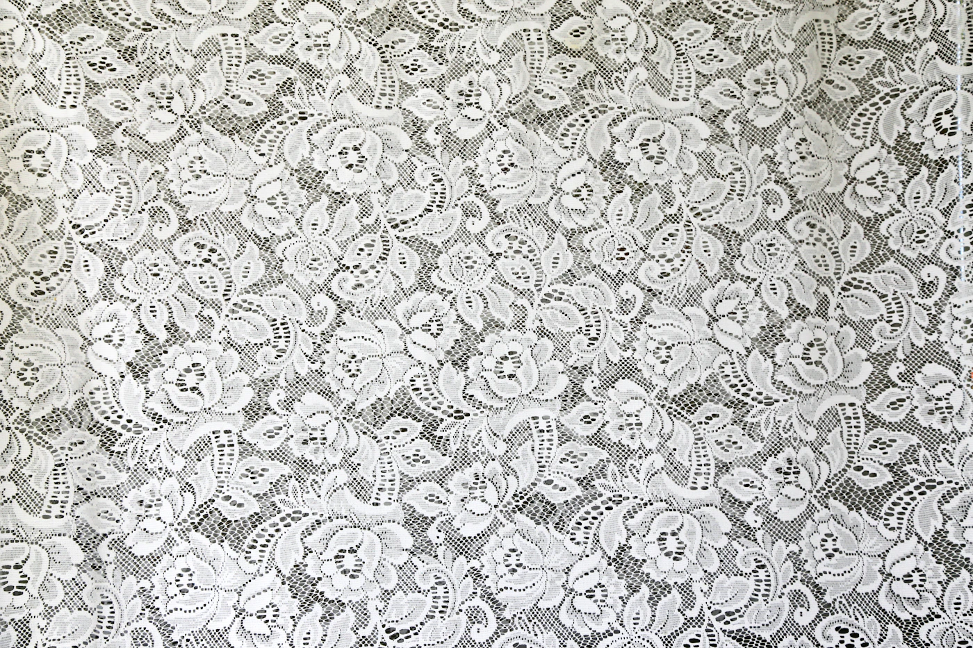 Fine lace