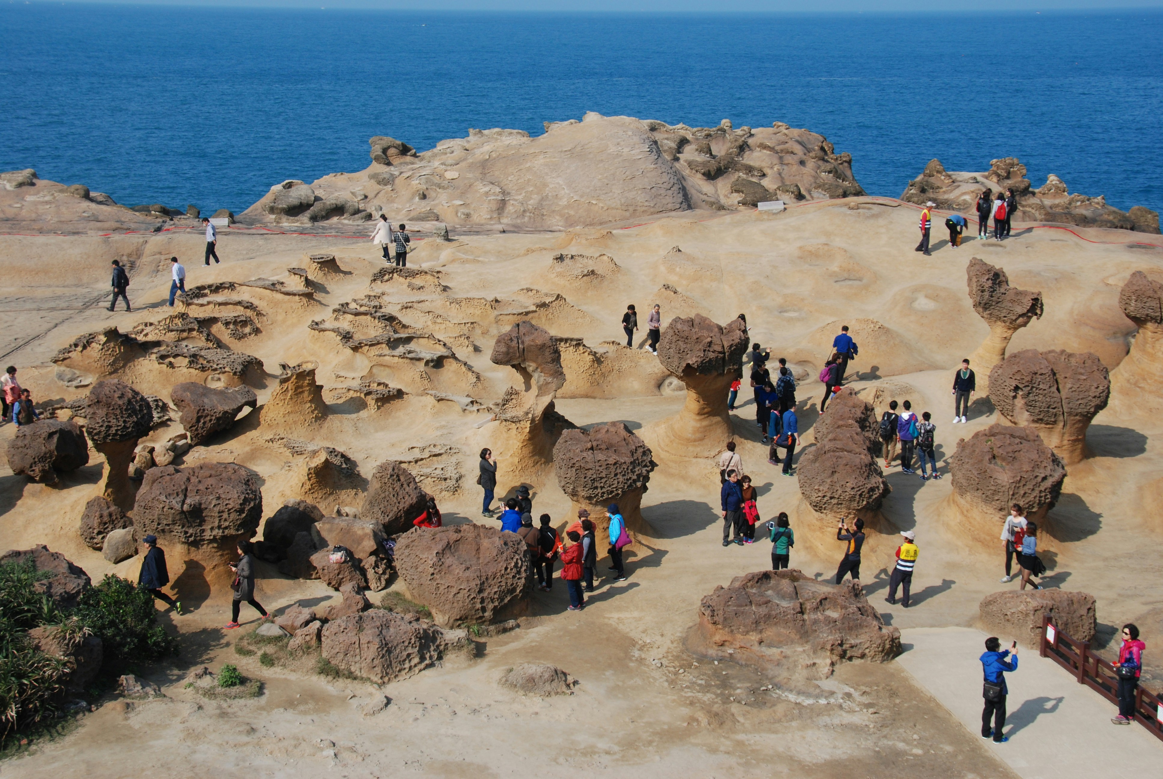 Yehliu Beach view 2