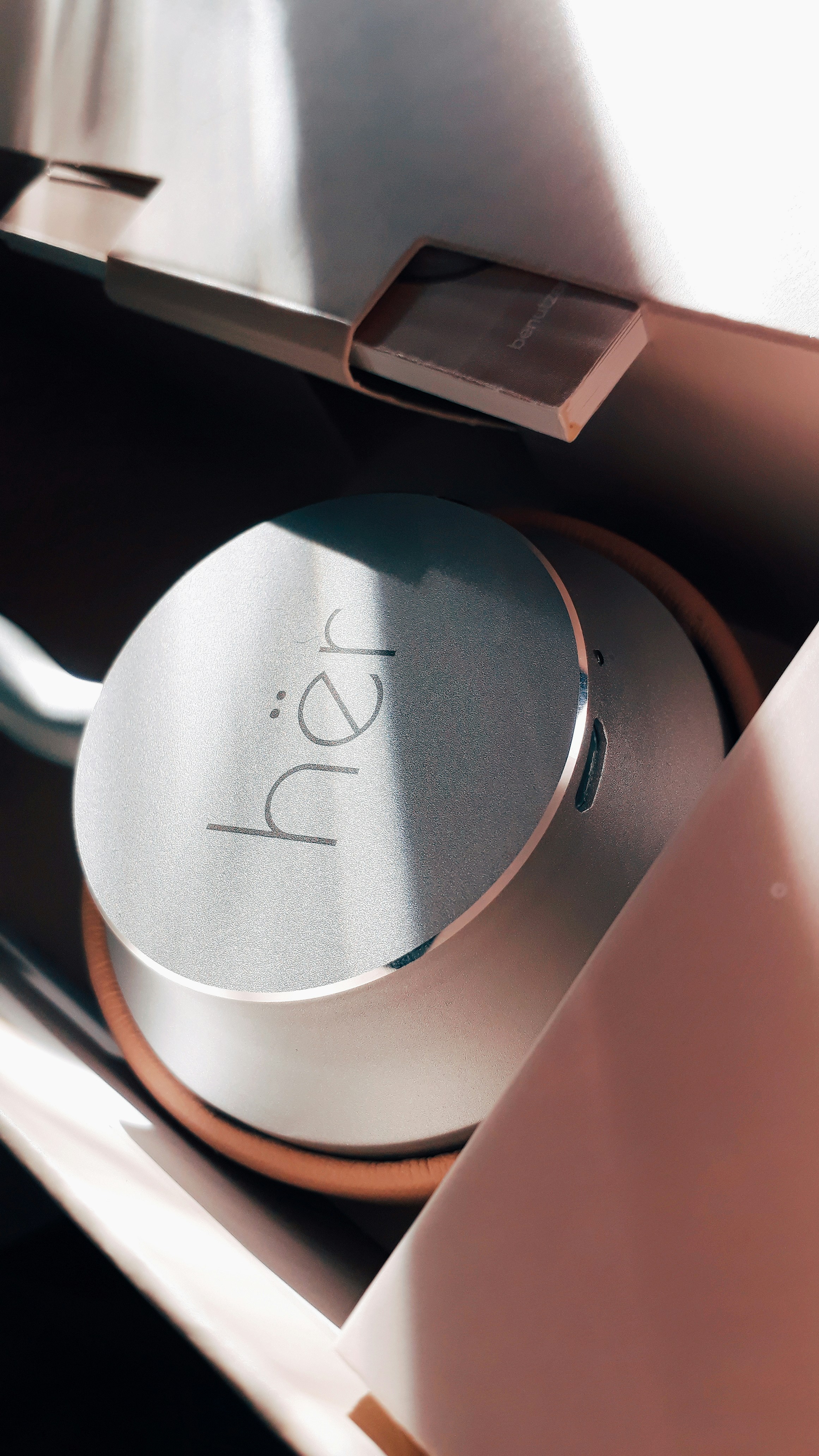 black and silver round device