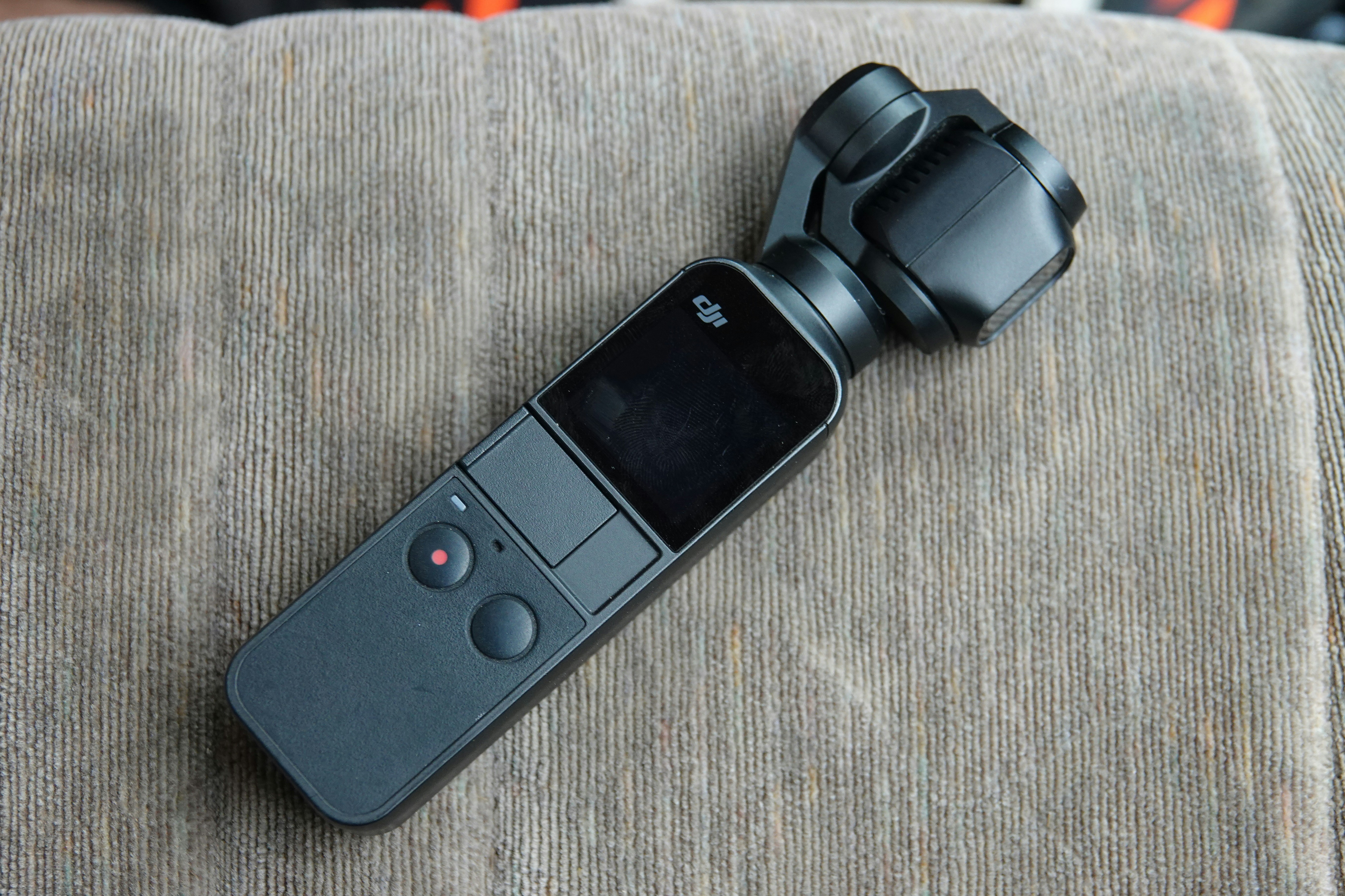 スマートフォン用ジンバルスタビライザー