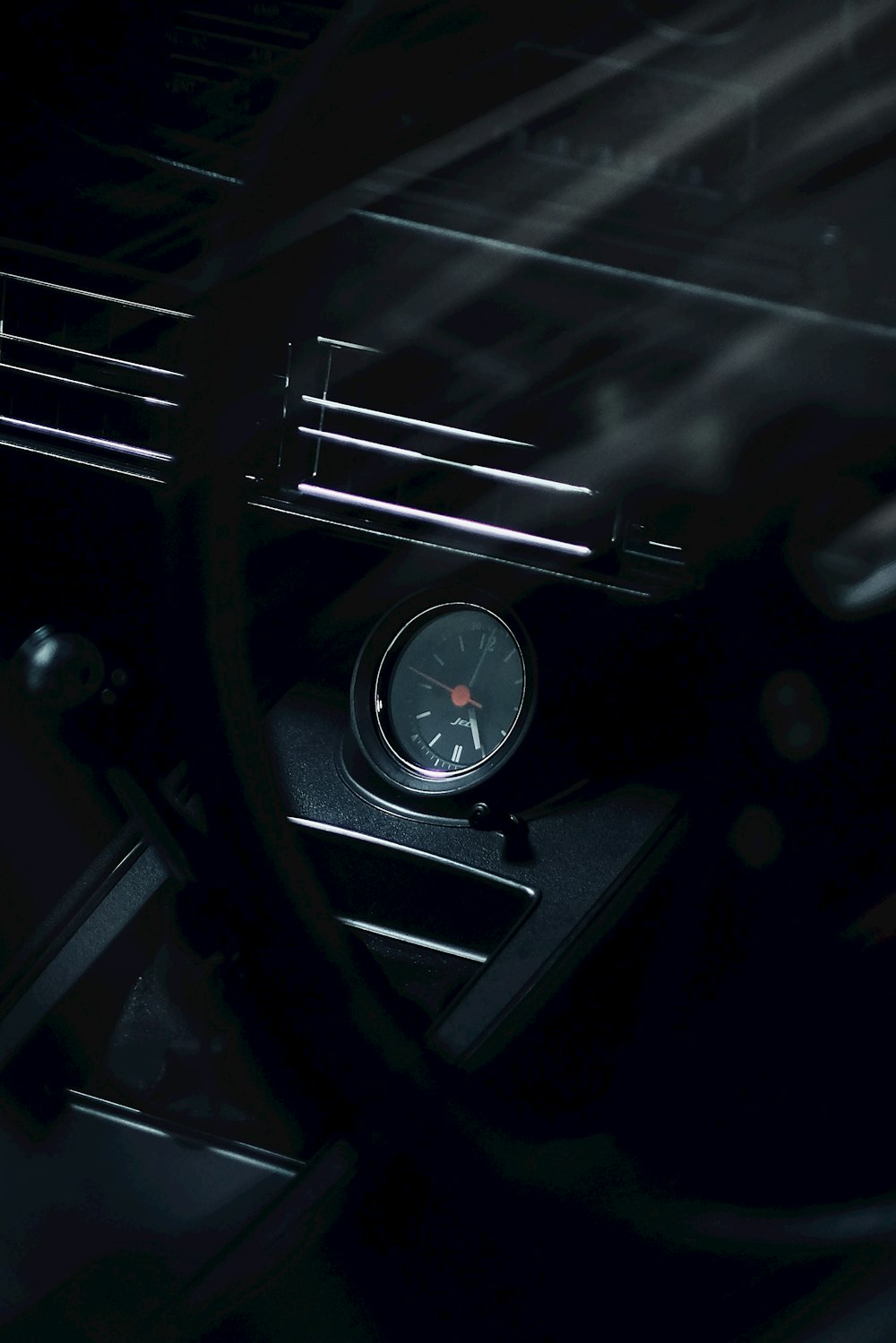 black and silver car speedometer