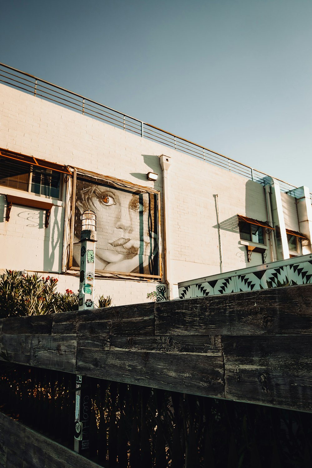 brown and white concrete building