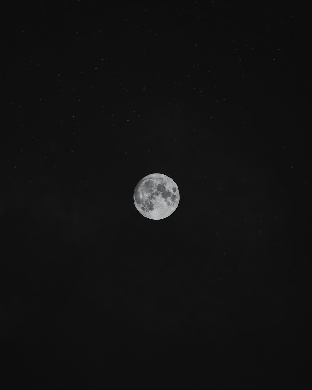 하늘의 보름달