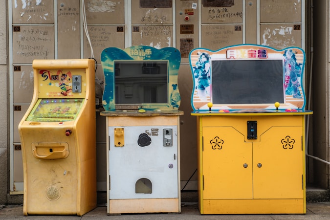 Retro Arcade: Classics and Nostalgic Appeal