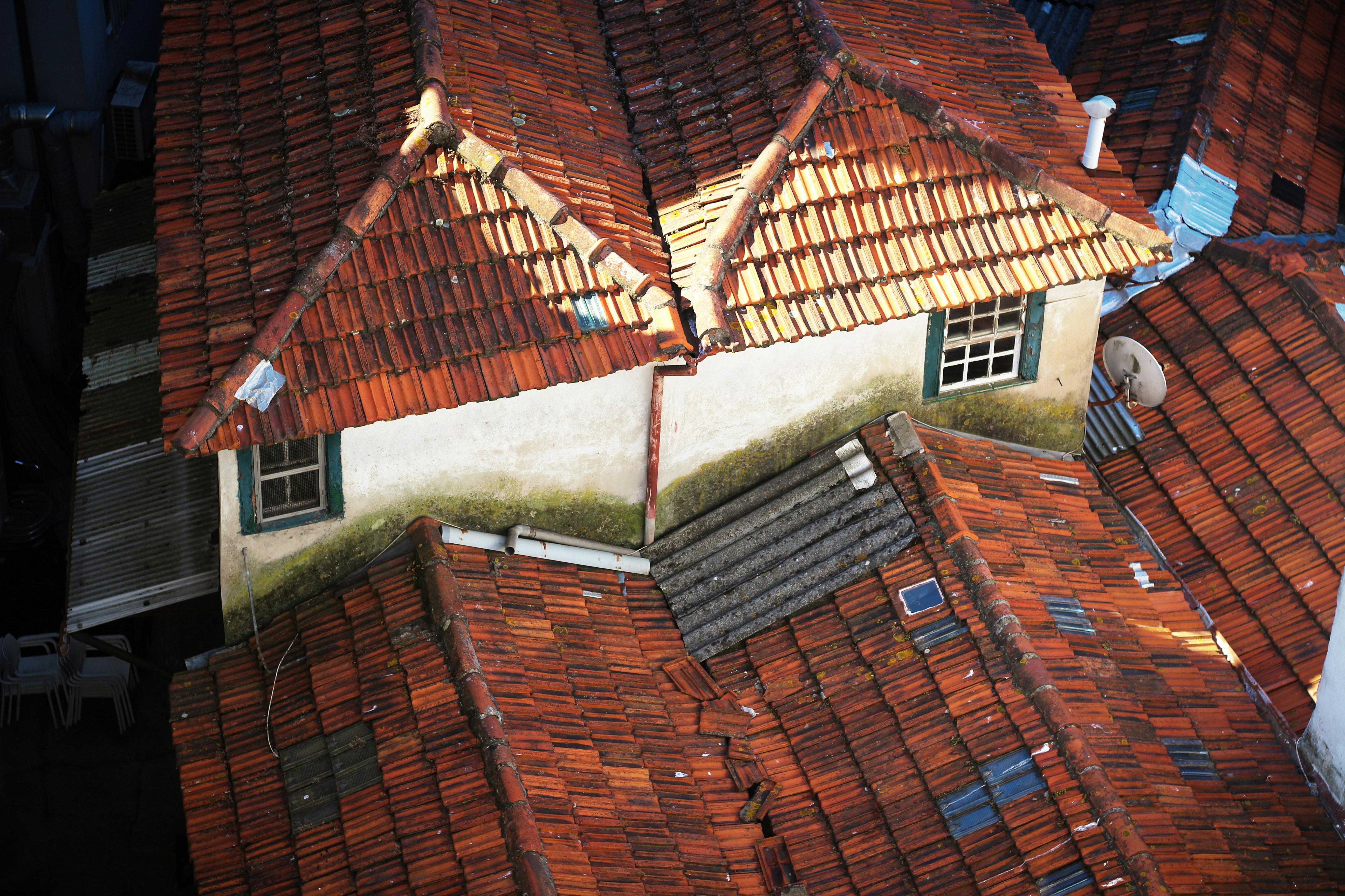 Does Homeowners Insurance Cover Roof Leaks? A Guide to a Tricky Claim