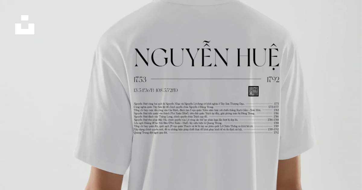 Man in white crew neck t-shirt photo – Free Fashion Image on Unsplash