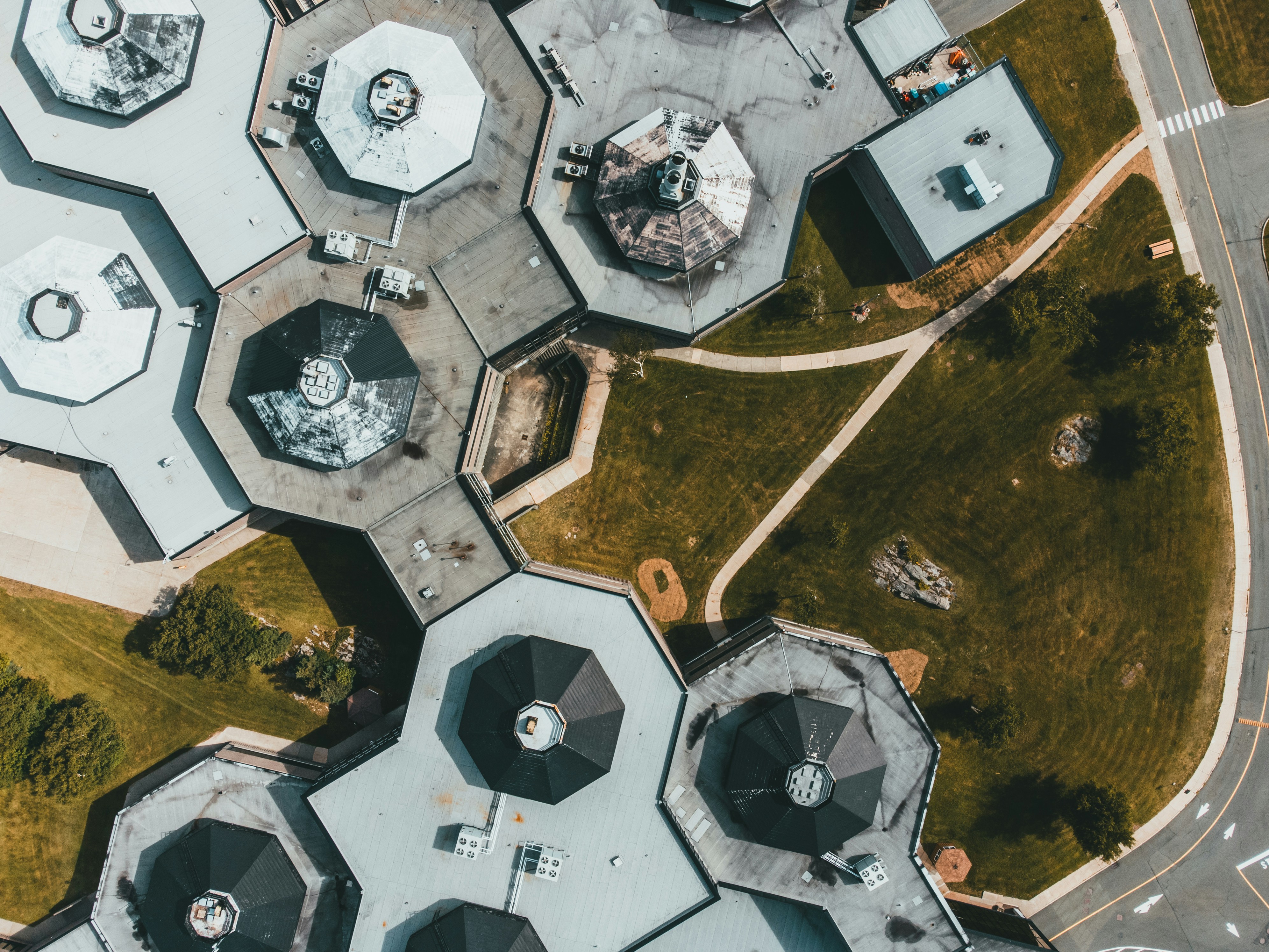 Photo by introspectivedsgn