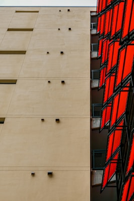 Photo 1627320829305 381ccff5afdd?q=85&w=800&h=400&fit=crop