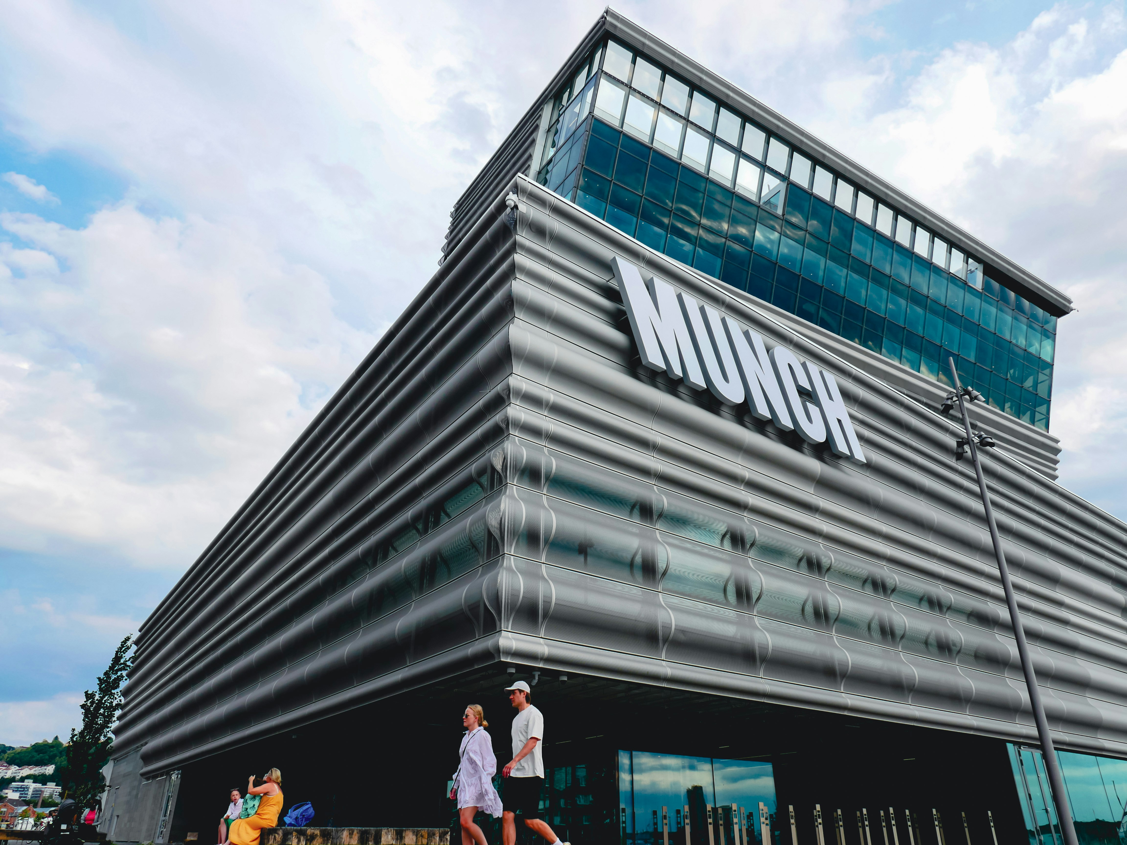 Unlocking Historical Depth: Engaging Your Community in Nioh 3's Time-Jumping Adventure