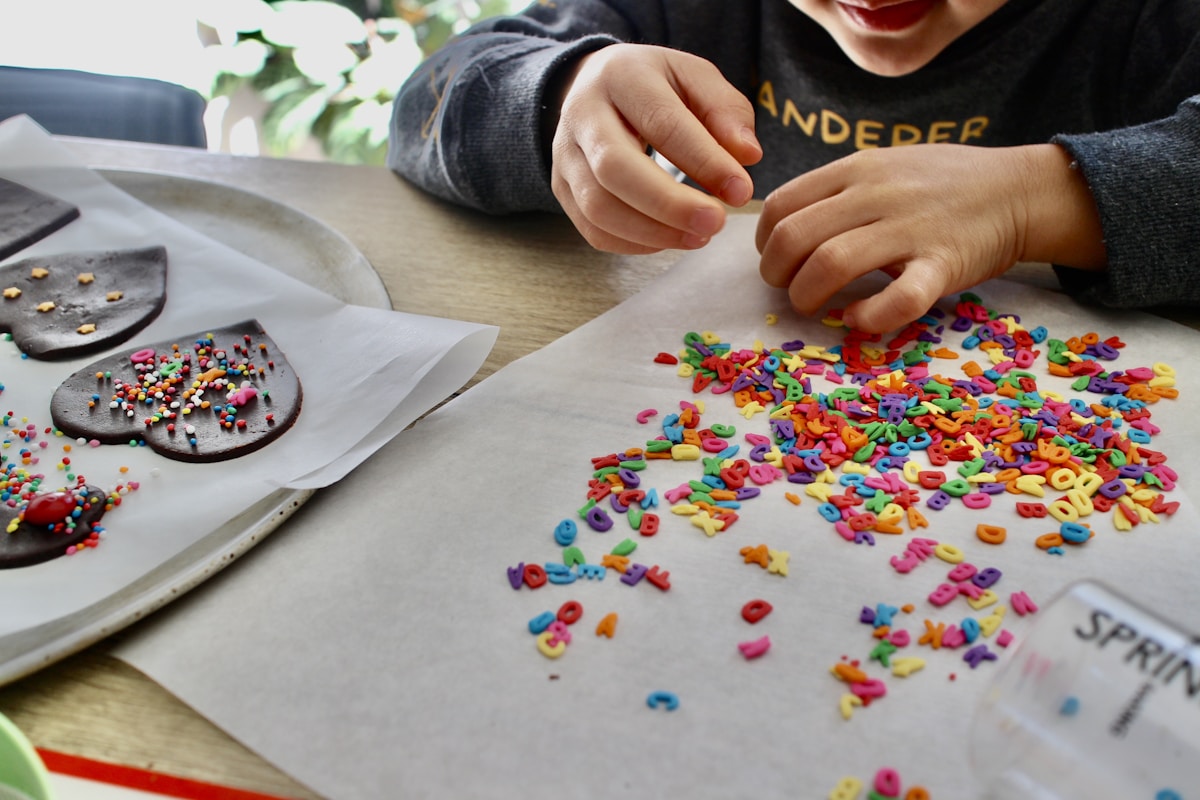 How to bake X-shaped cookies for school show and tell without spreading?