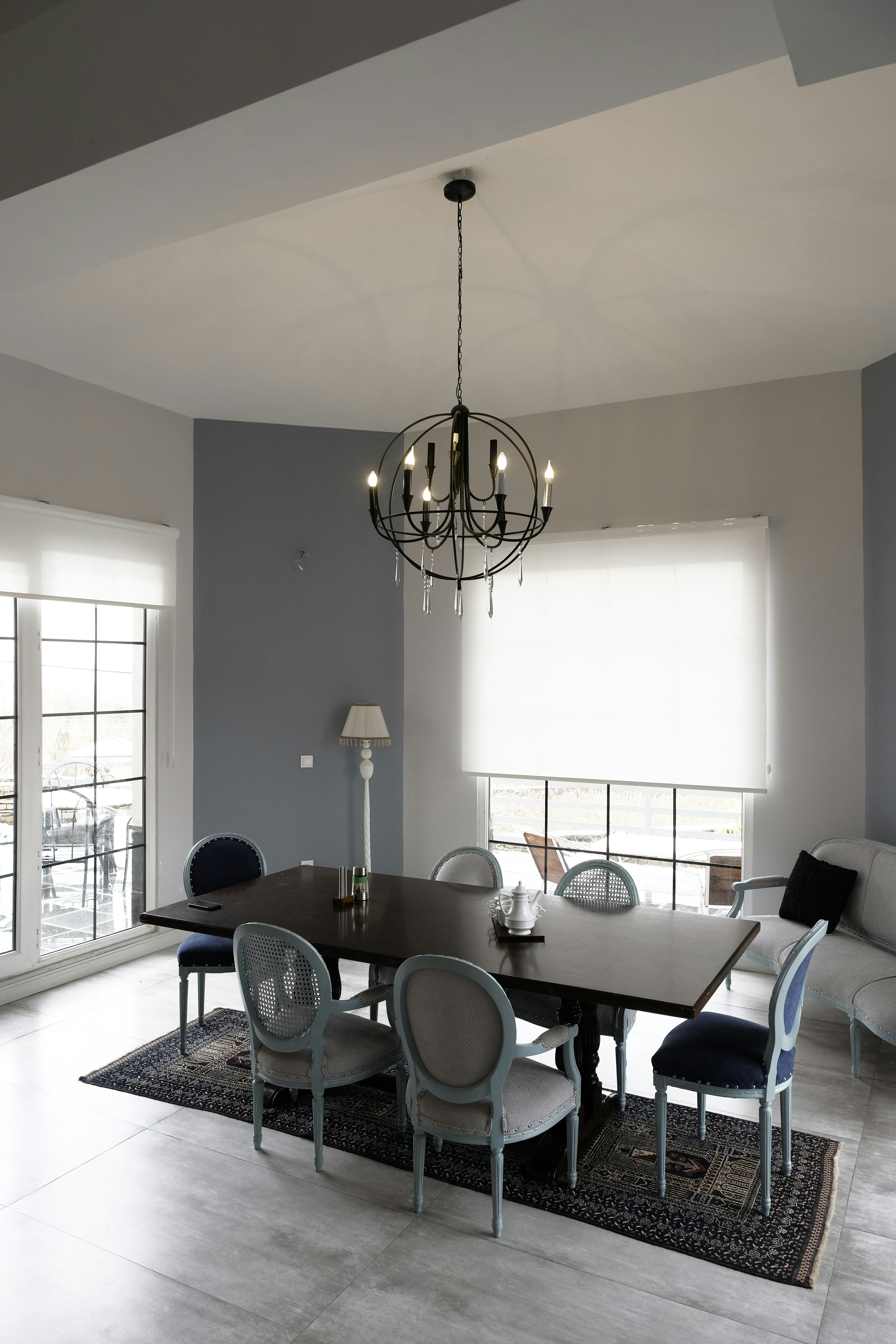 Photo by sammoghadam