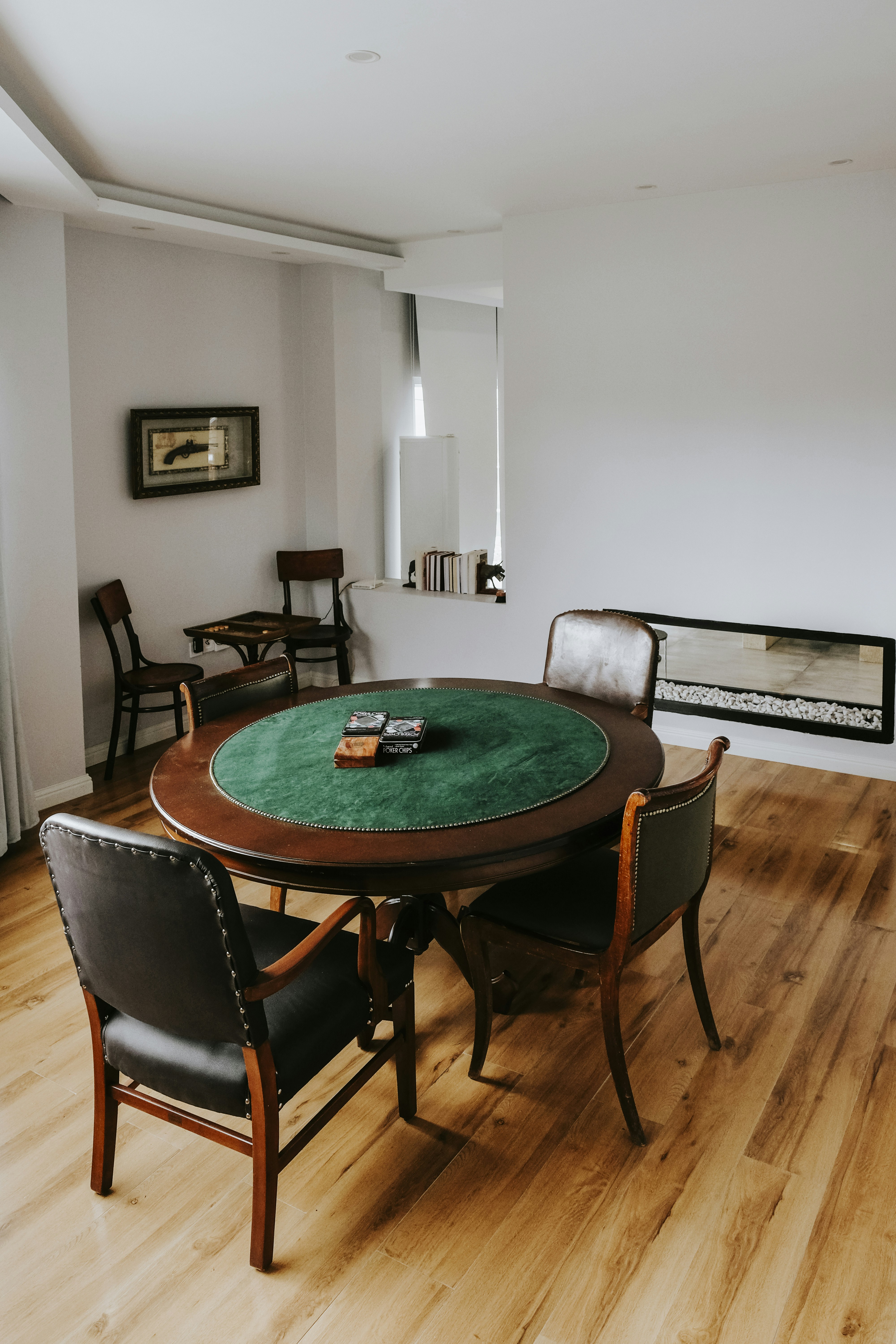 Photo by sammoghadam