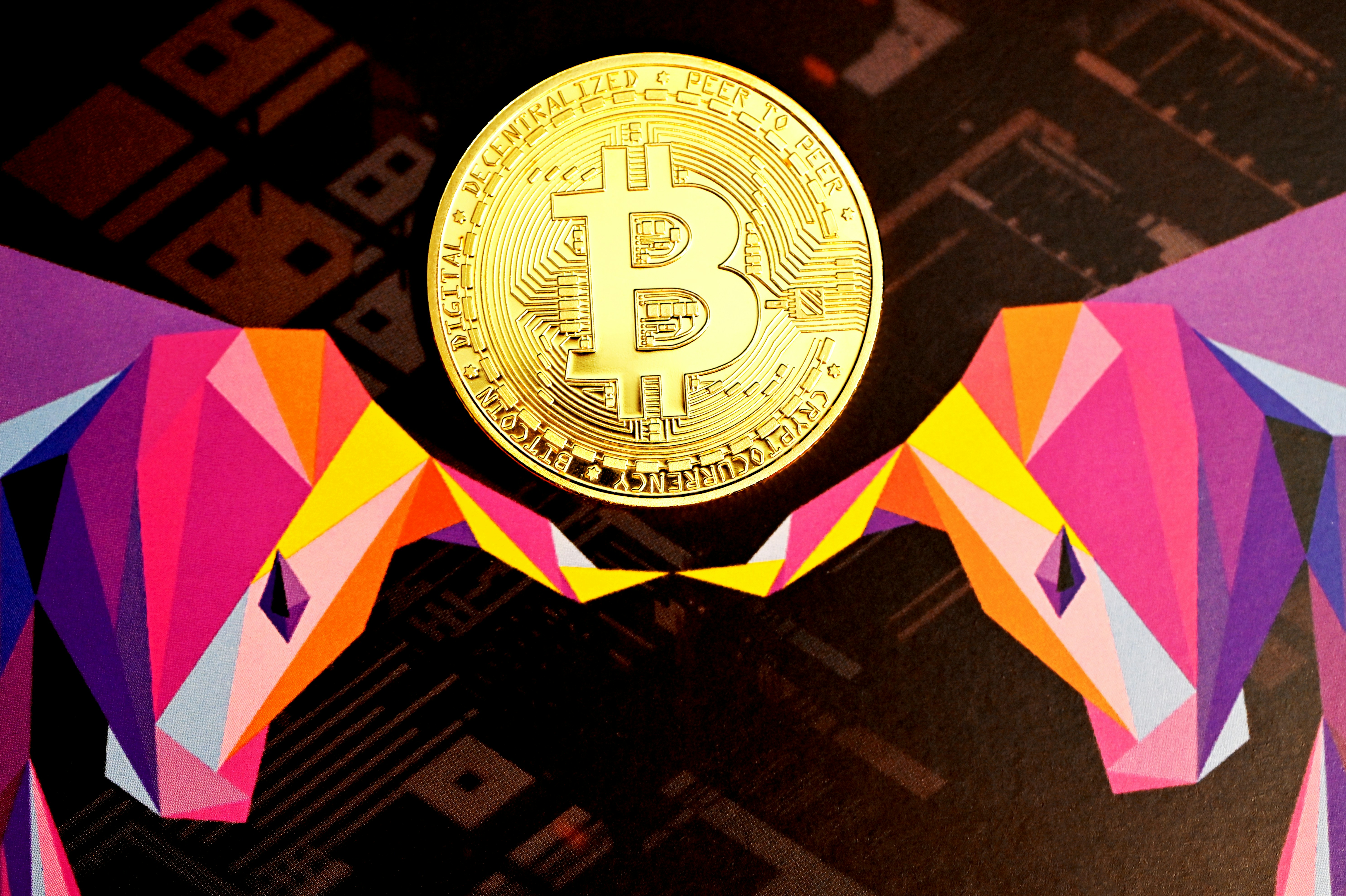 gold and white round ornament