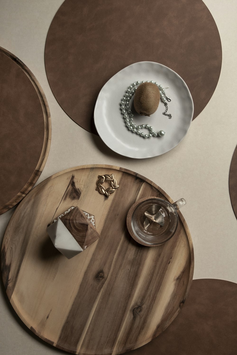 brown and white round ceramic plate