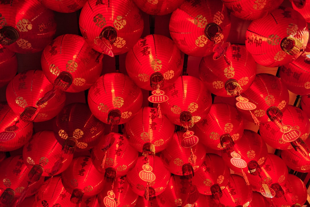 red and white chinese lanterns