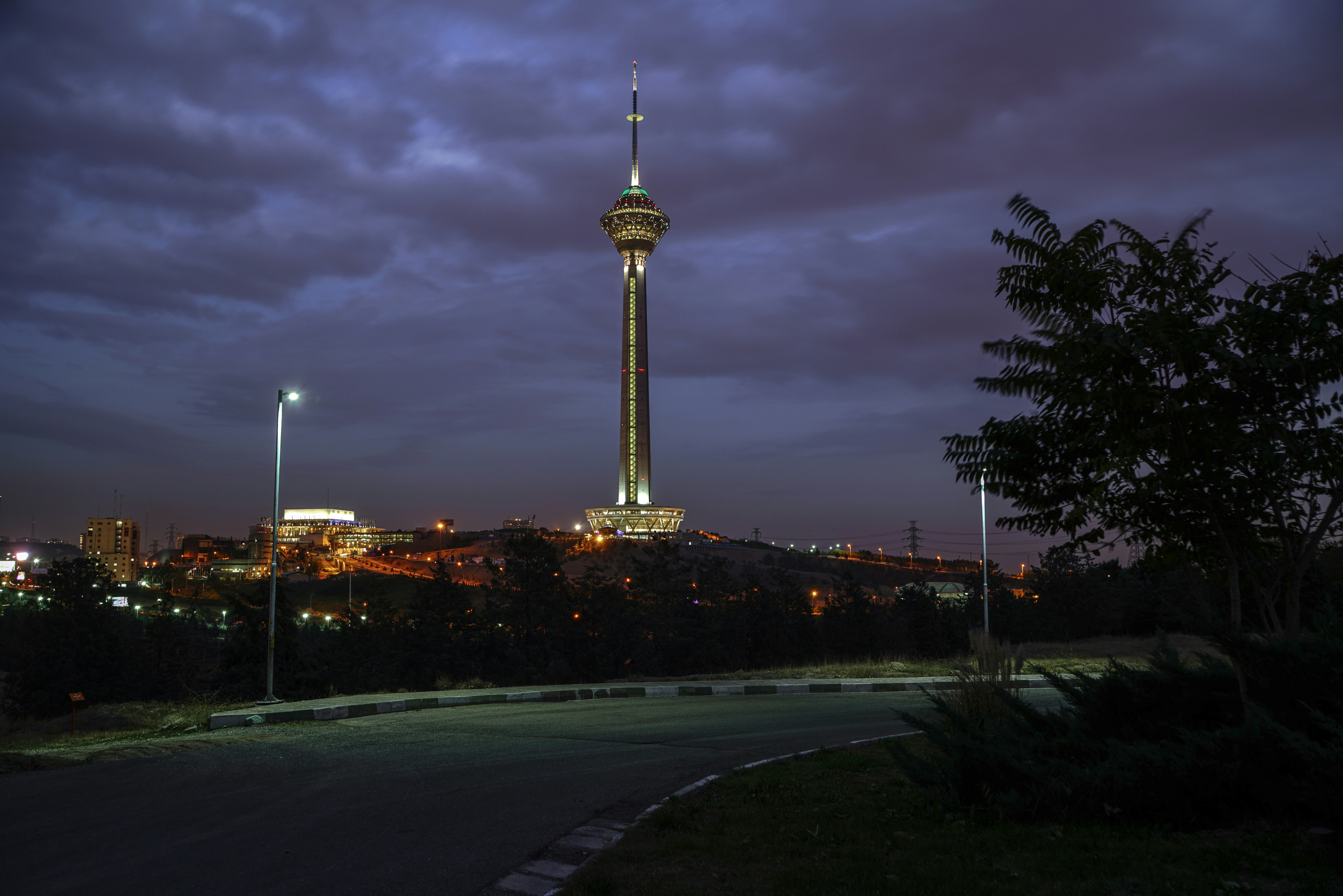 İzmir’de 16 Ekim Perşembe Günü Planlı Elektrik Kesintileri Uygulanacak - Gündem haberi görseli