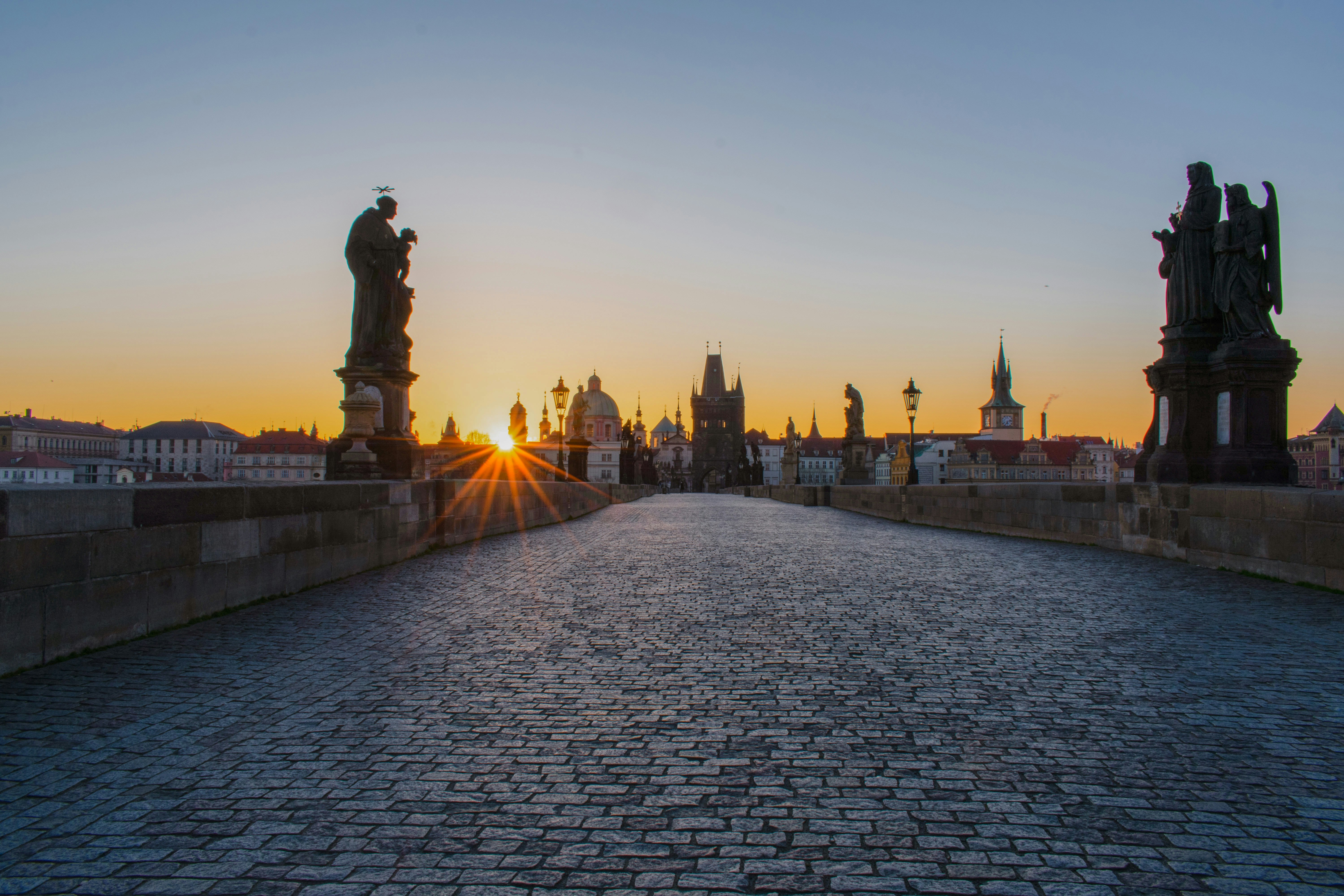 Photo by lukaskonvica