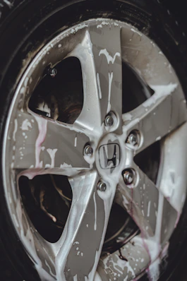 gray and black car wheel