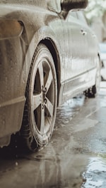 brown car wheel with tire