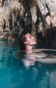 rangko blue water cave labuan bajo