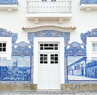 Taxis Rodrigues Aveiro - Estação velha e os seus azulejos