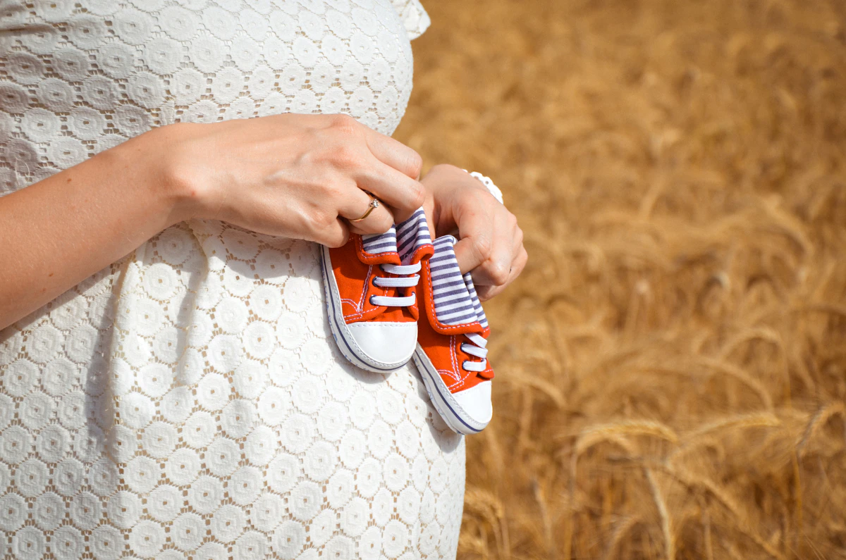 Comparing Menstrual Cycle and Early Pregnancy Symptoms
