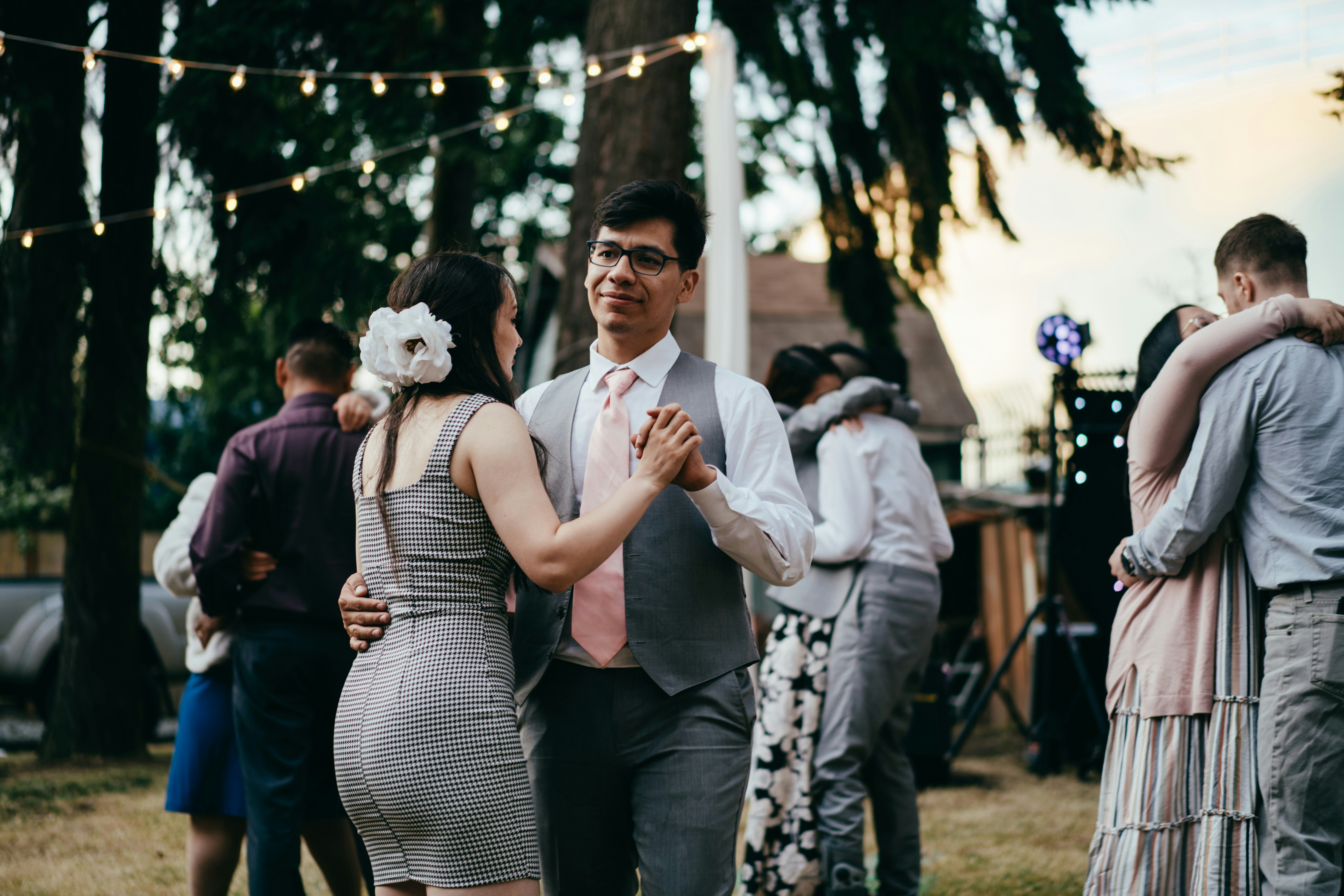 Image de Top 7 morceaux drum & bass pour une ouverture de bal de mariage originale à Lyon