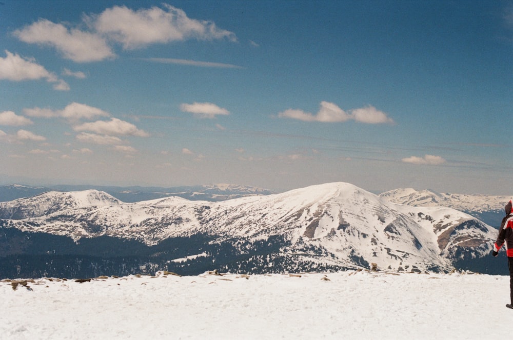 snow covered mountain under blue sky during daytime