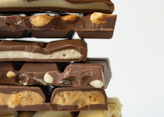 brown and white chocolate bar