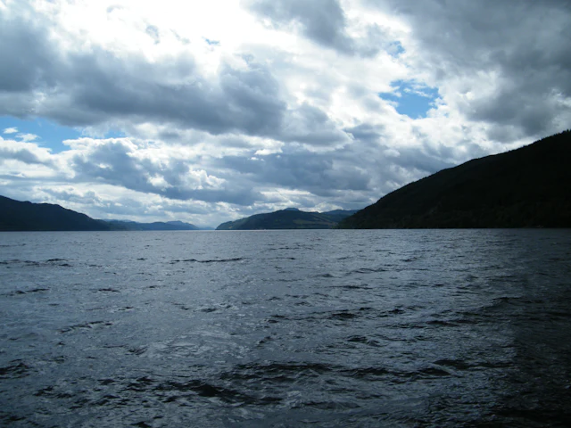 Loch Ness cruise with Urquhart Castle