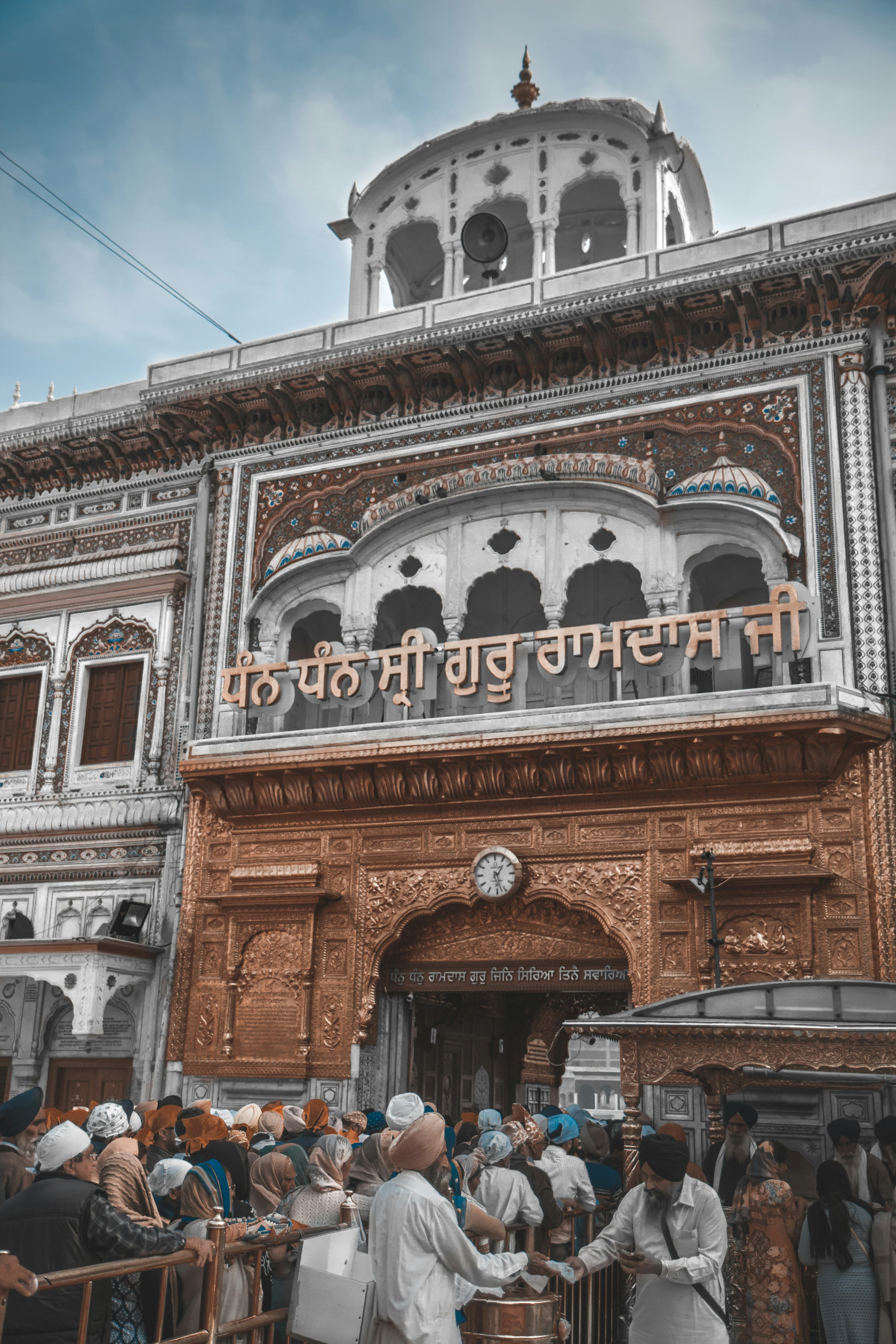 Photo by visualkamikaze