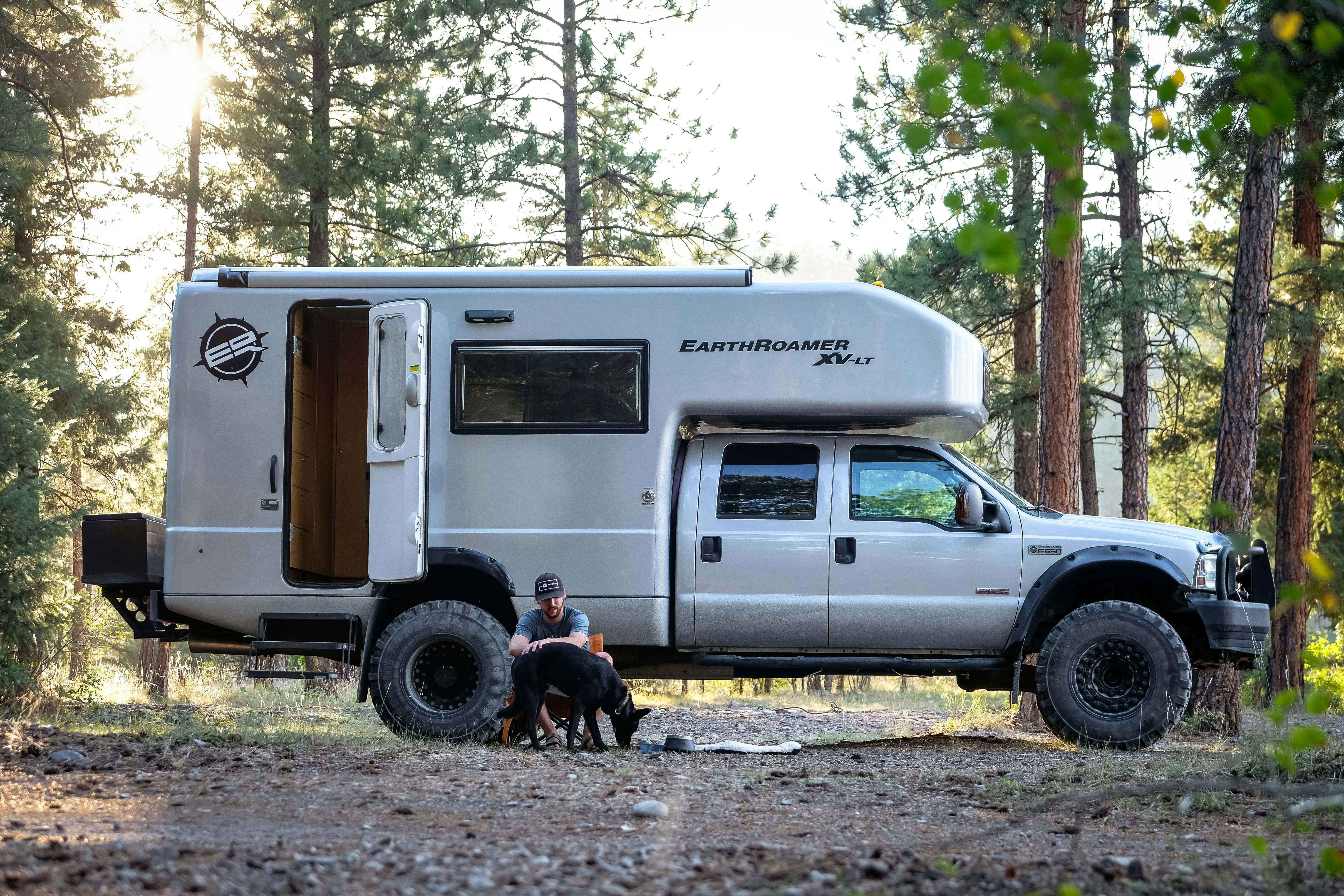 white and brown rv trailer