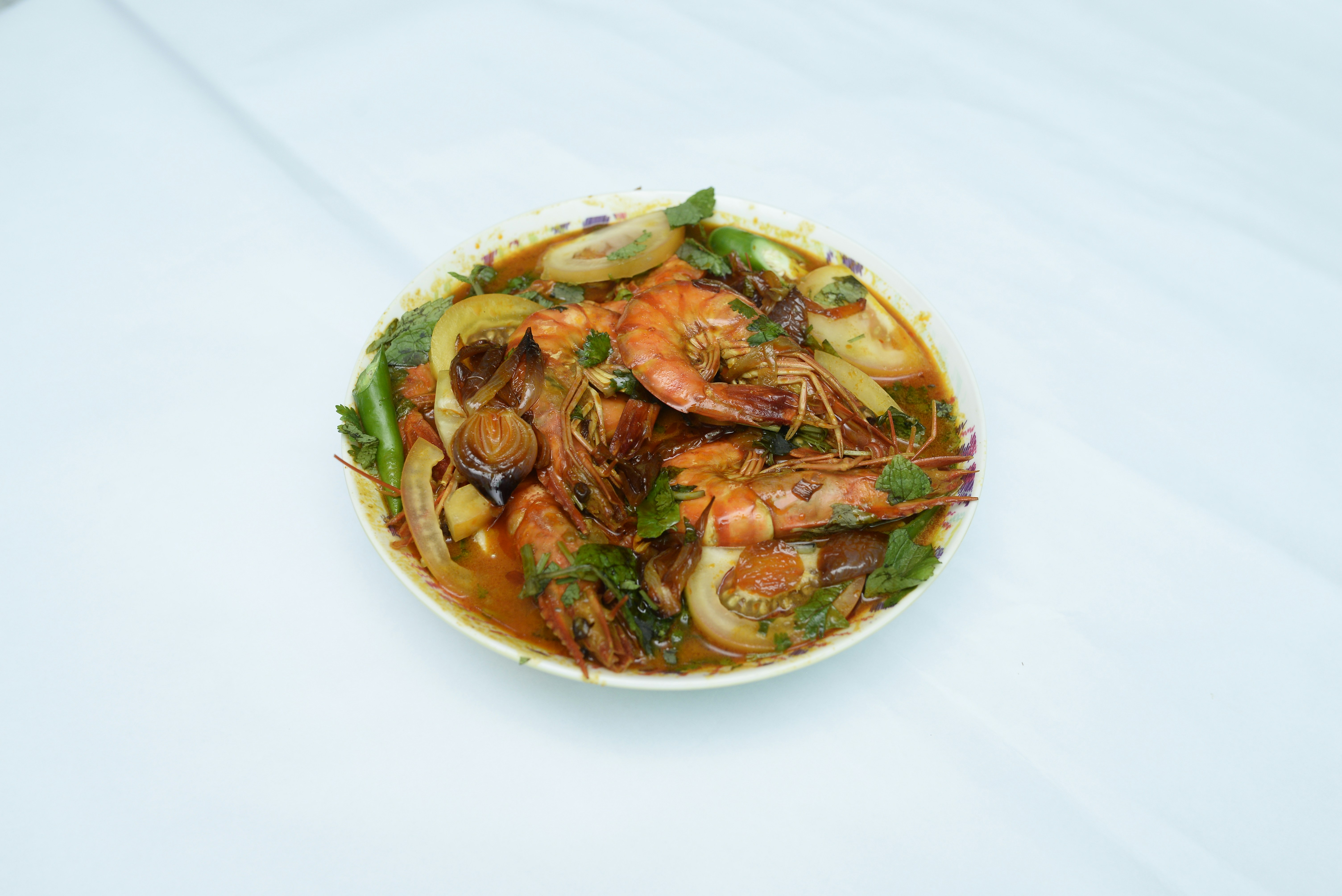 Tom Yum Goong (hot and sour lemongrass shrimp soup)